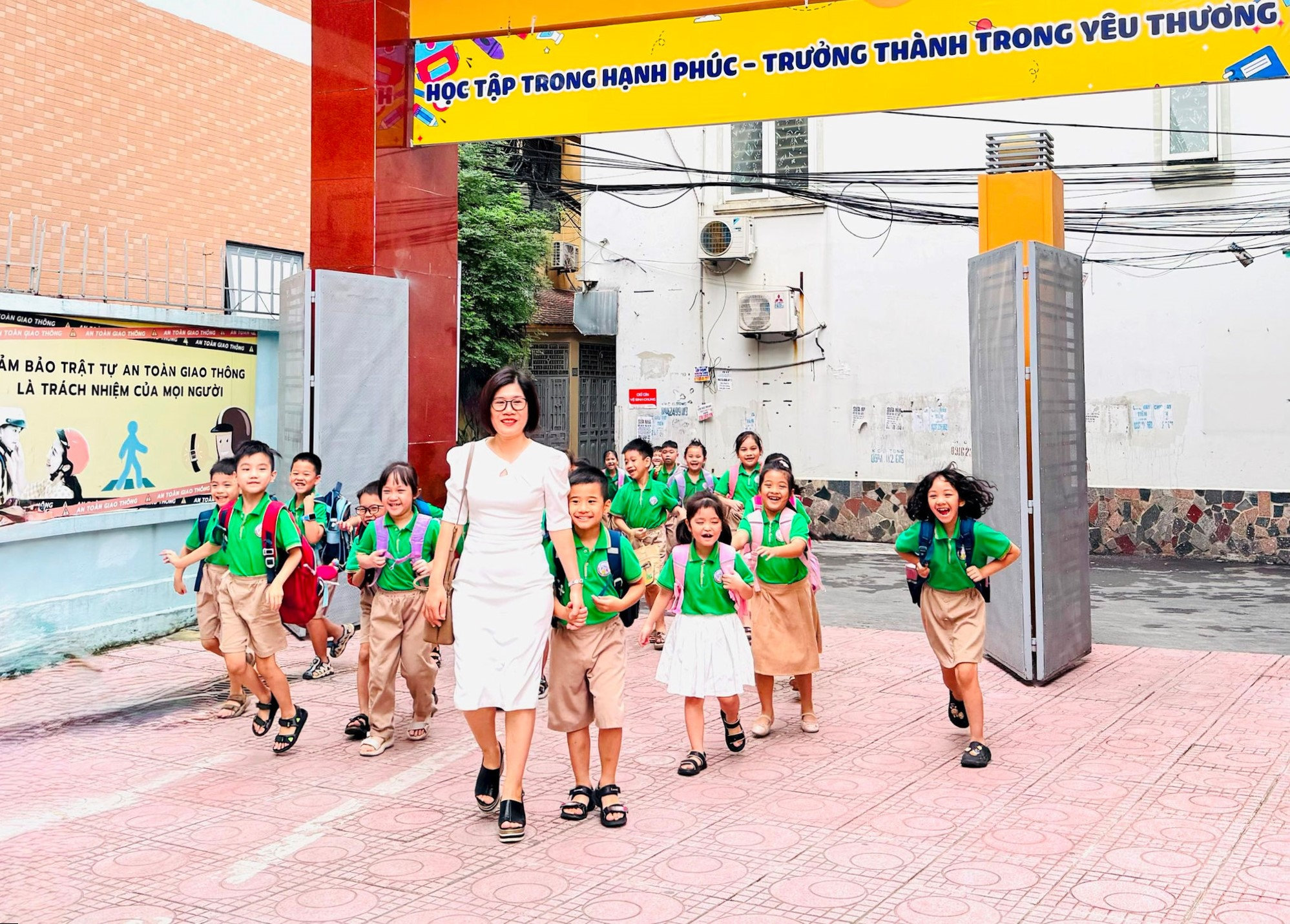 khai-giang.jpg