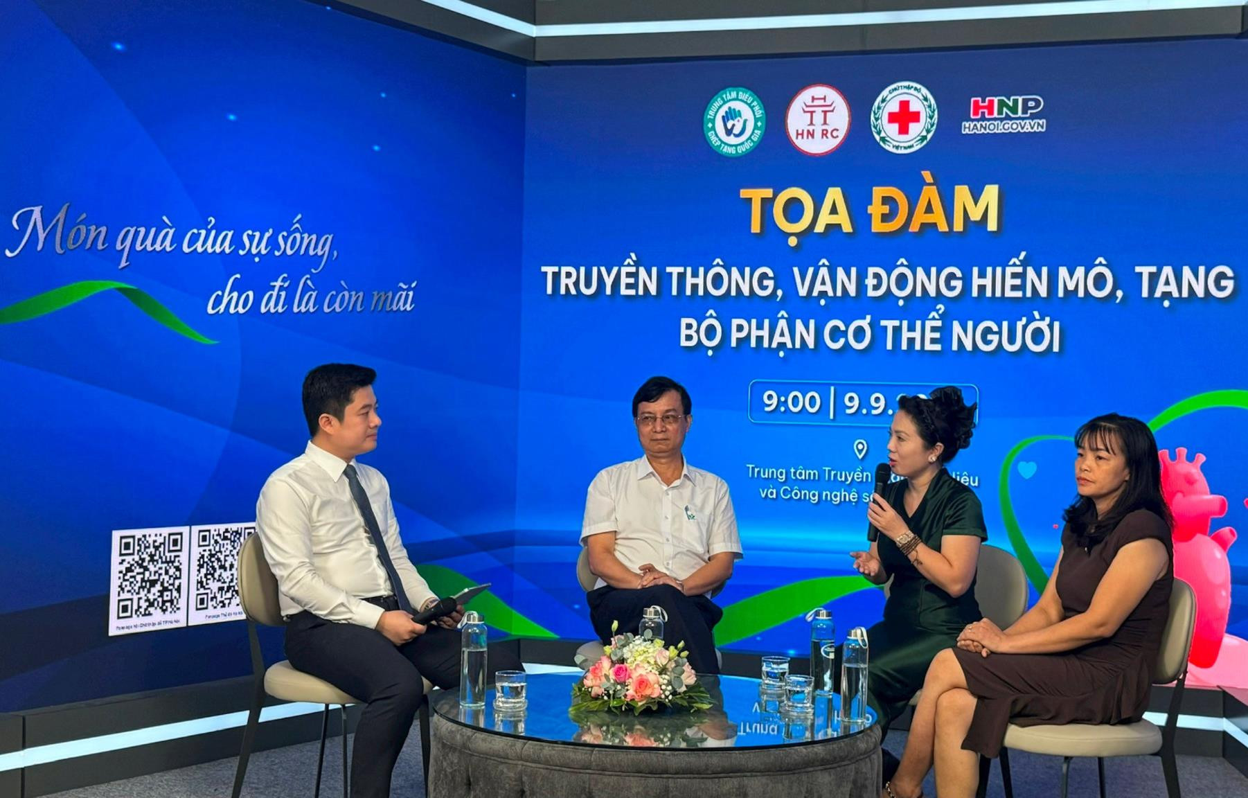 ctd-cac-chuyen-gia-khach-moi.jpg