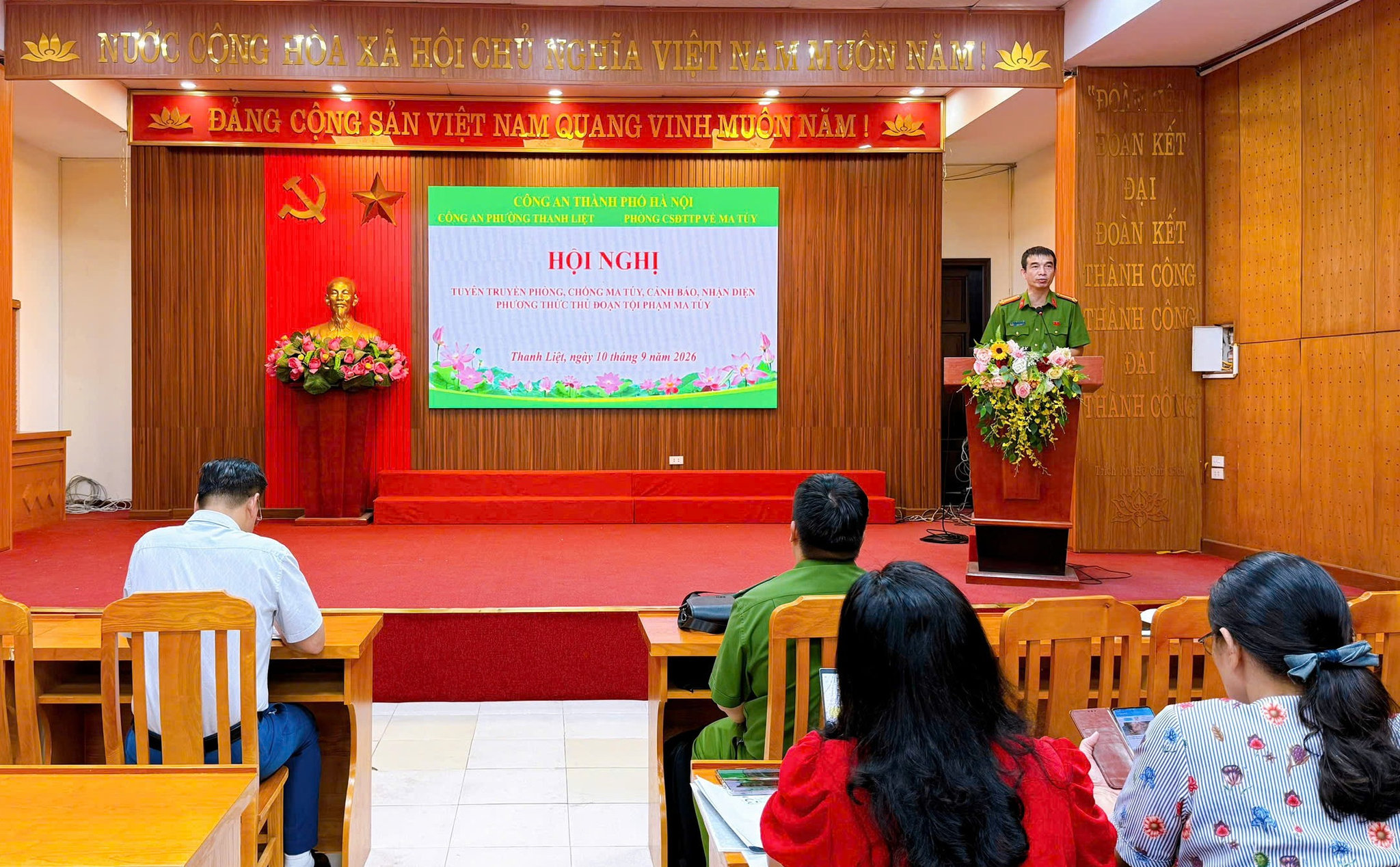 anh-1-anh-tuan-pho-truong-ca-thanh-liet.jpg
