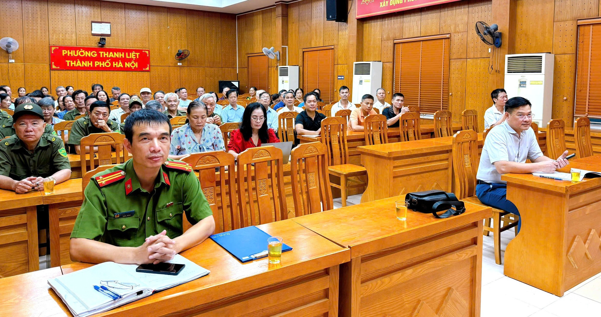 anh-5-dai-bieu.jpg
