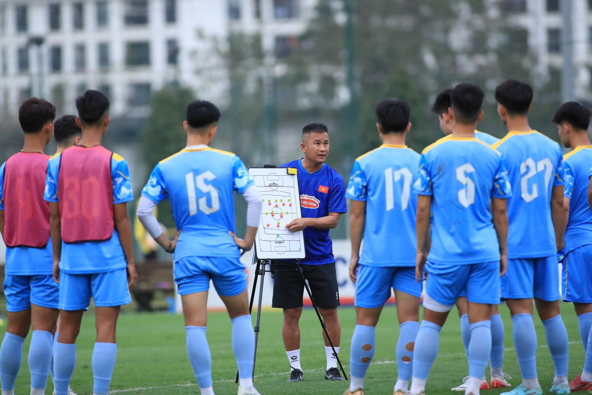 dinh-hong-vinh-1.jpg