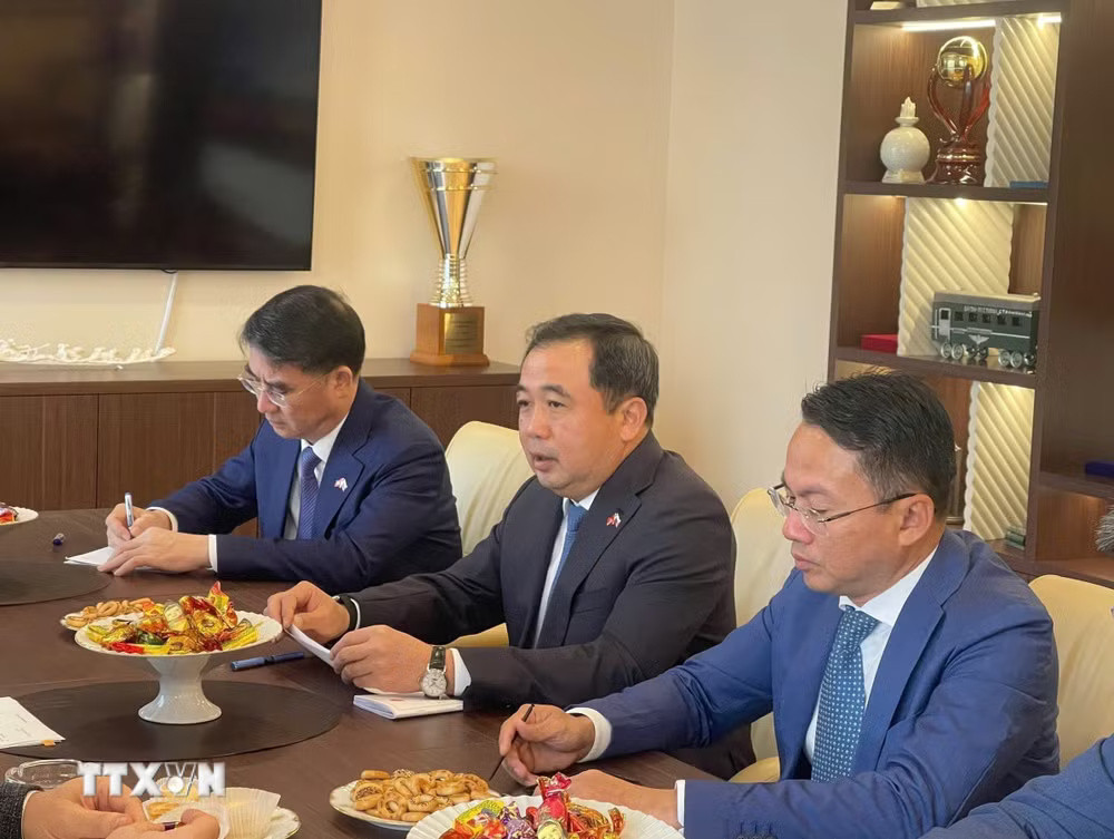 ttxvn-hop-tac-giua-thu-do-ha-noi-voi-cac-dia-phuong-nga-5.jpg