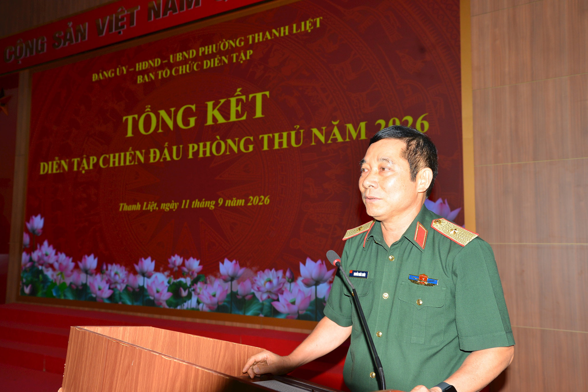 anh-1-thieu-tuong-nguyen-khac-nhan.jpg