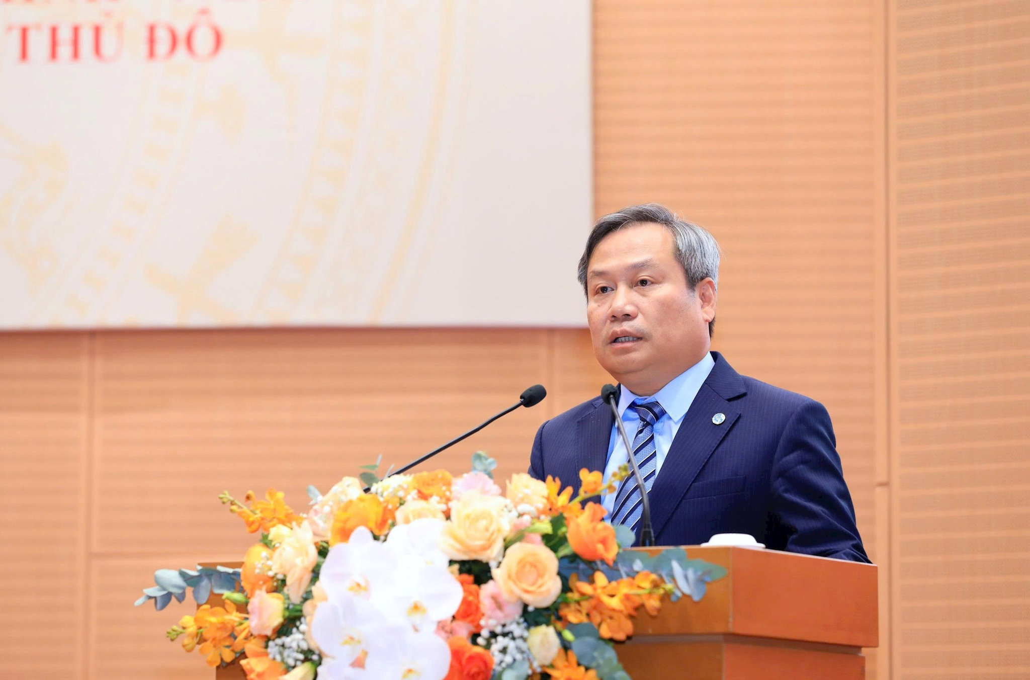 Chủ tịch UBND thành phố Hà Nội Vũ Đại Thắngphát biểu tại hội nghị. Ảnh: Hồng Thái