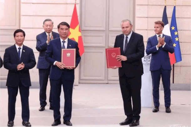 Hà Nội tăng cường hợp tác với các đối tác của Pháp về đô thị, giao thông