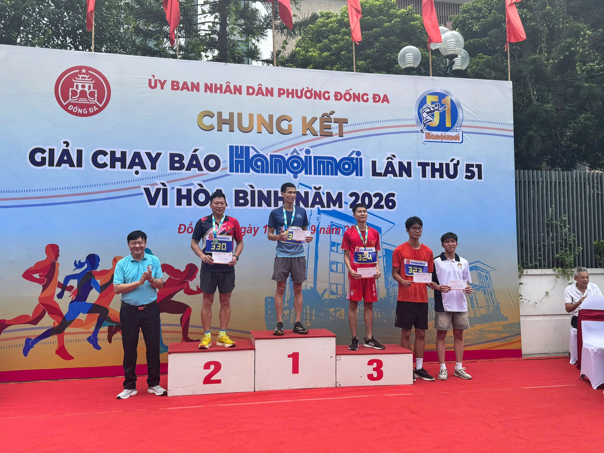13-trao-giai-nam-cnvc.jpg