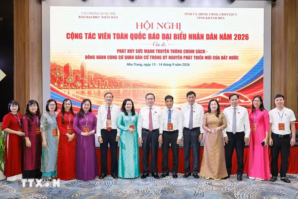tb50zspx1ehcwqw-_ttxvn-chu-tich-quoc-hoi-tran-thanh-man-du-hoi-nghi-cong-tac-vien-toan-quoc-bao-dai-bieu-nhan-dan-8.jpg