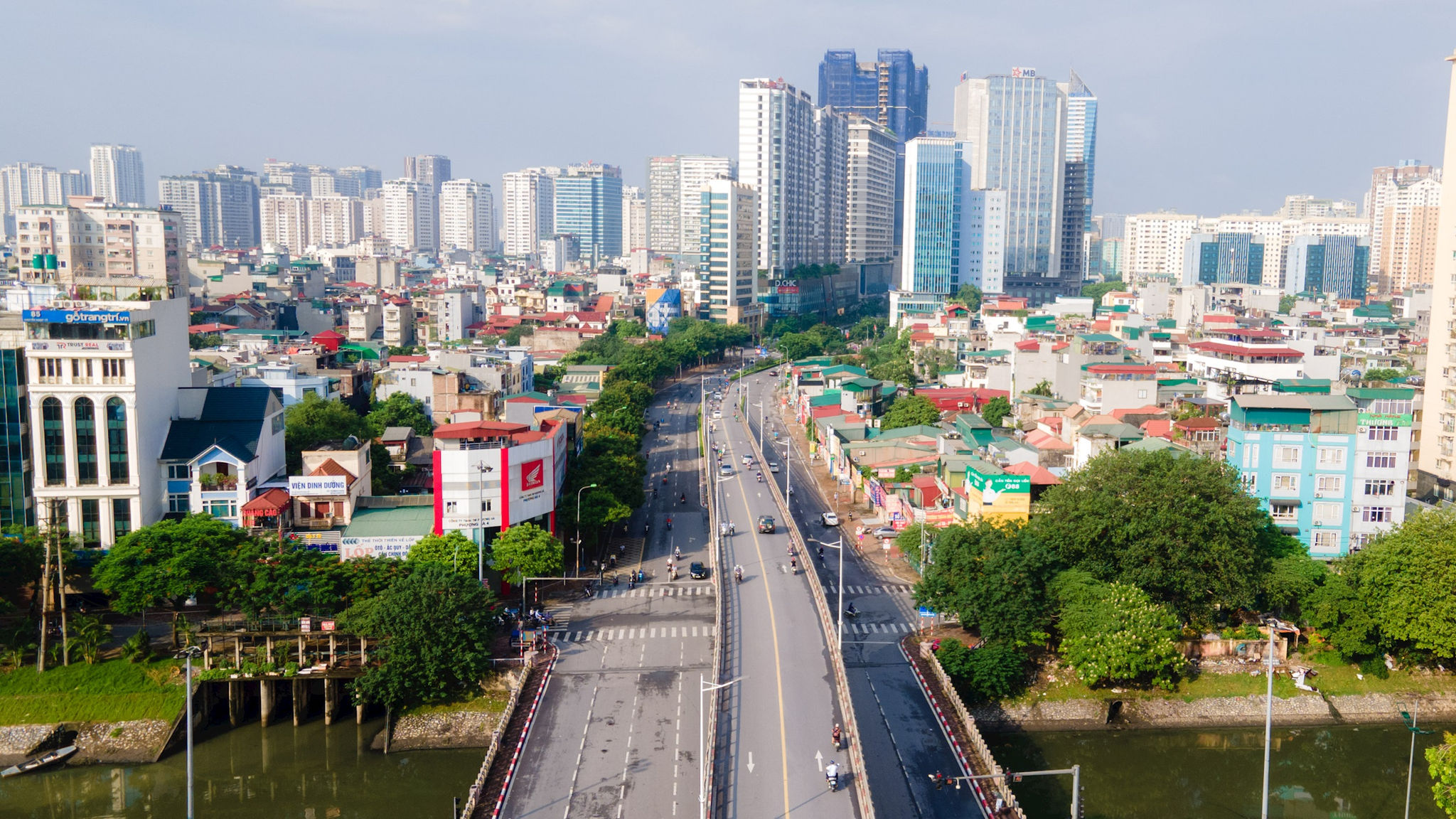 Đặt môi trường ở vị trí trung tâm trong các quyết định phát triển Thủ đô