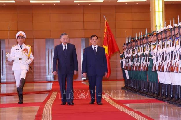 Tổng Bí thư, Chủ tịch nước Tô Lâm chủ trì Lễ đón chính thức Nhà vua Vương quốc Thái Lan và Hoàng hậu