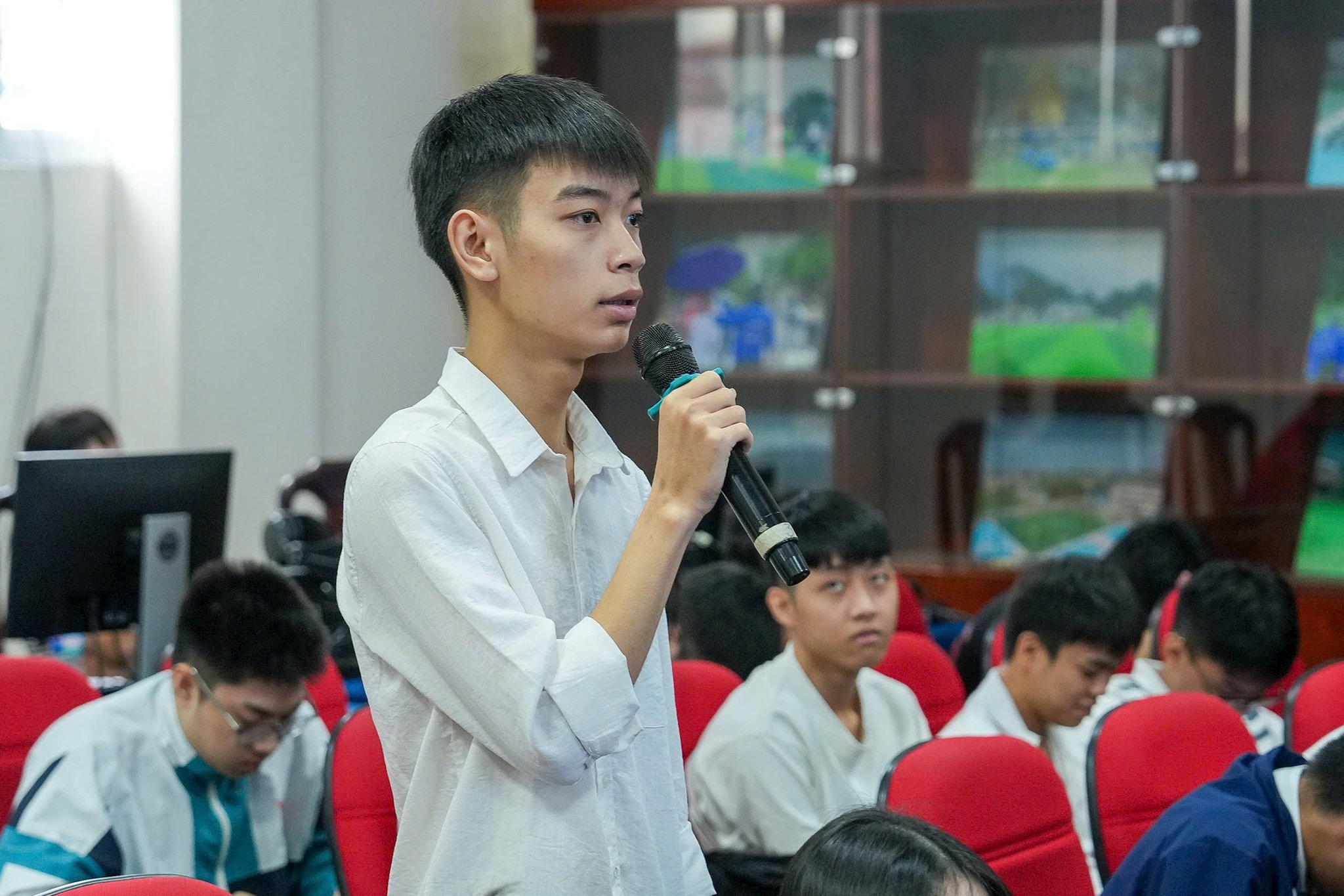 77c2eeec-76c8-41a8-a4ae-f74a1135aba6.jpg