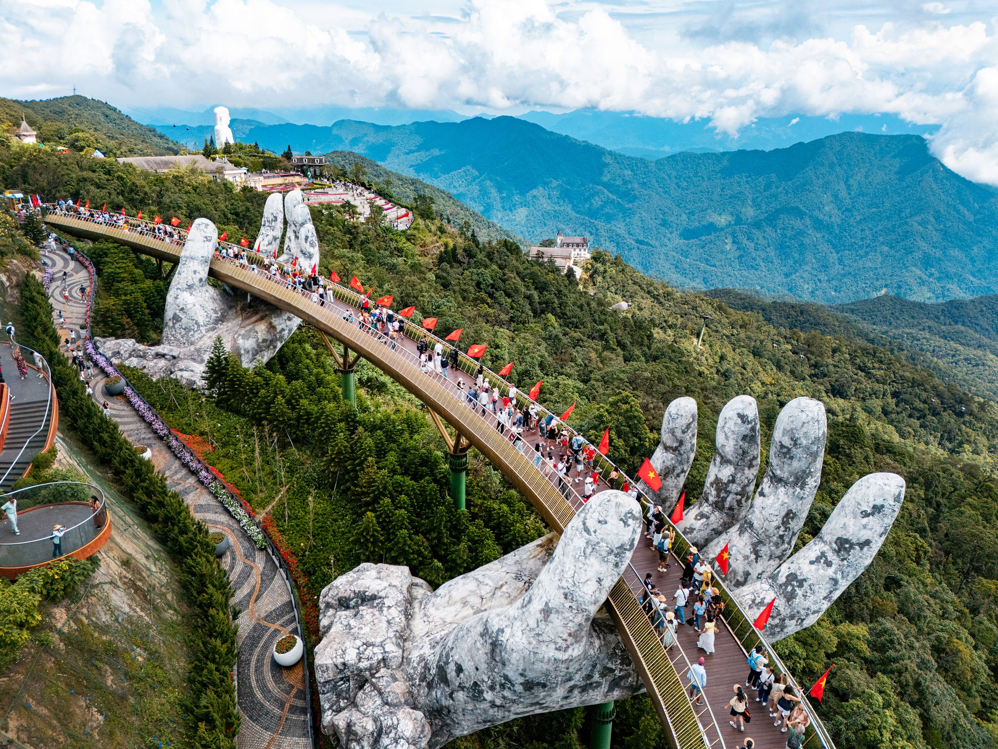 ban-sao-cua-cau-vang-6.jpg