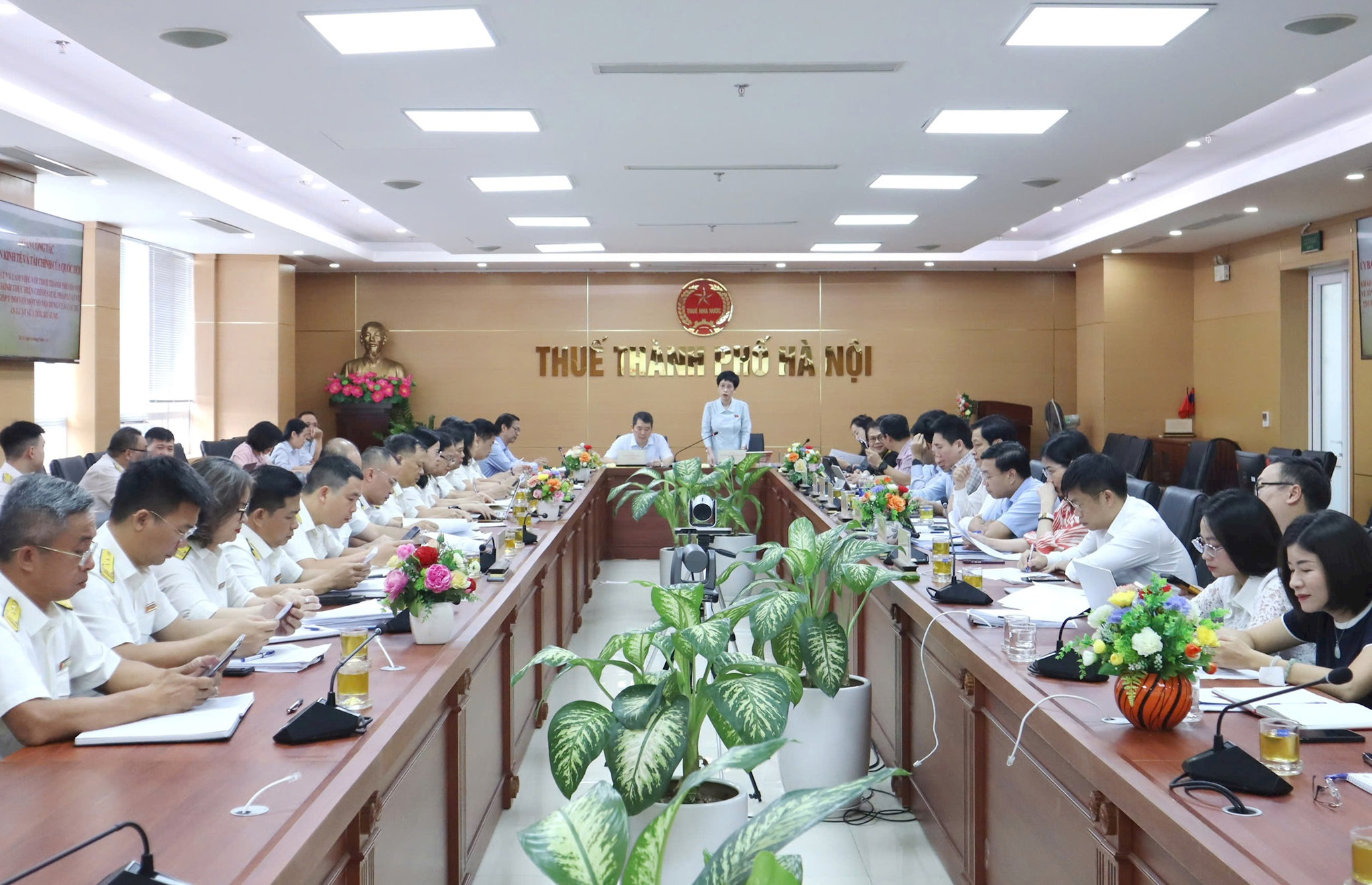 t4-hdtt-thue.jpg