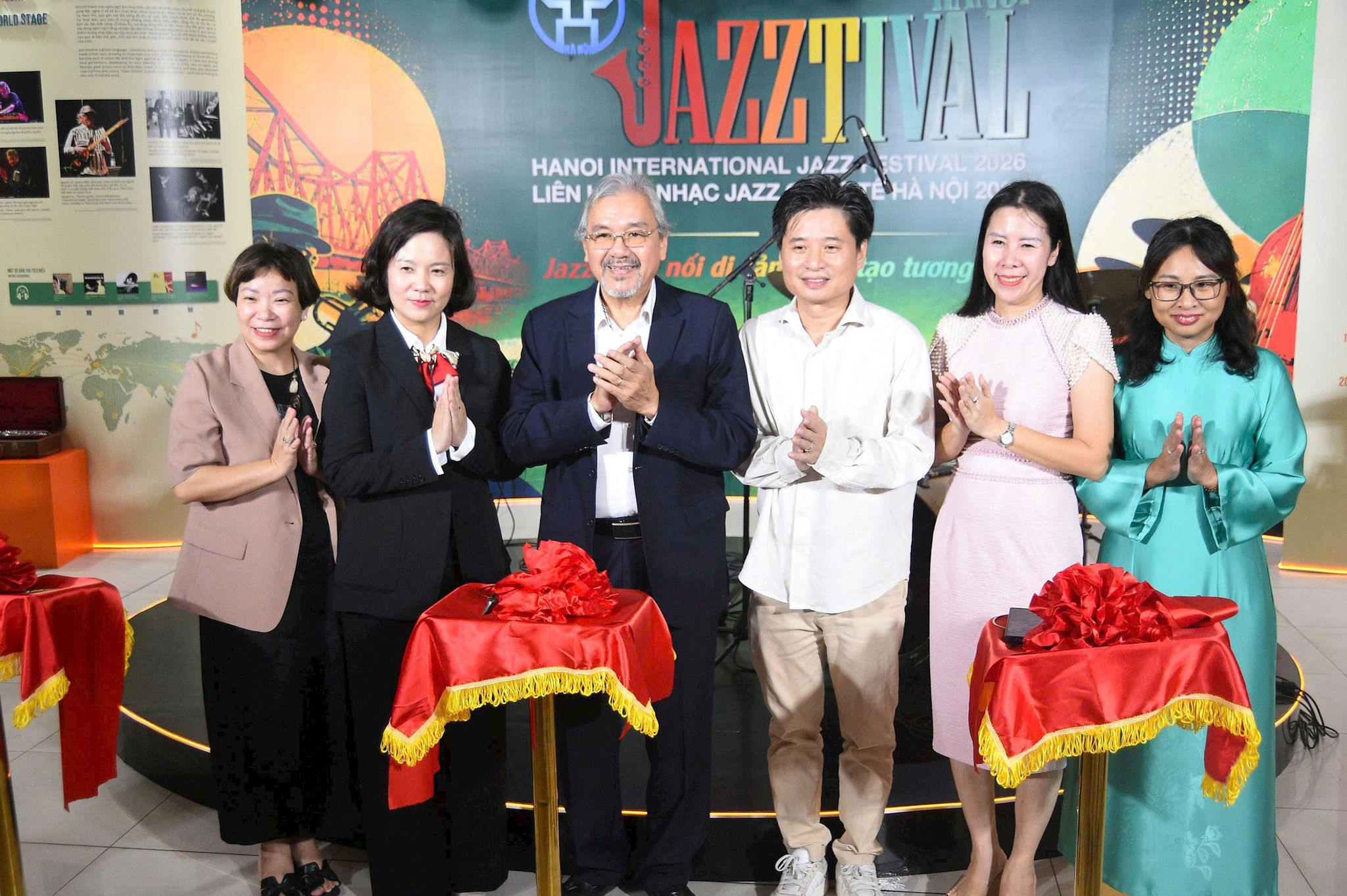Khai mạc triển lãm “Jazz & Phố - Giao thoa không biên giới” tại Nhà h
