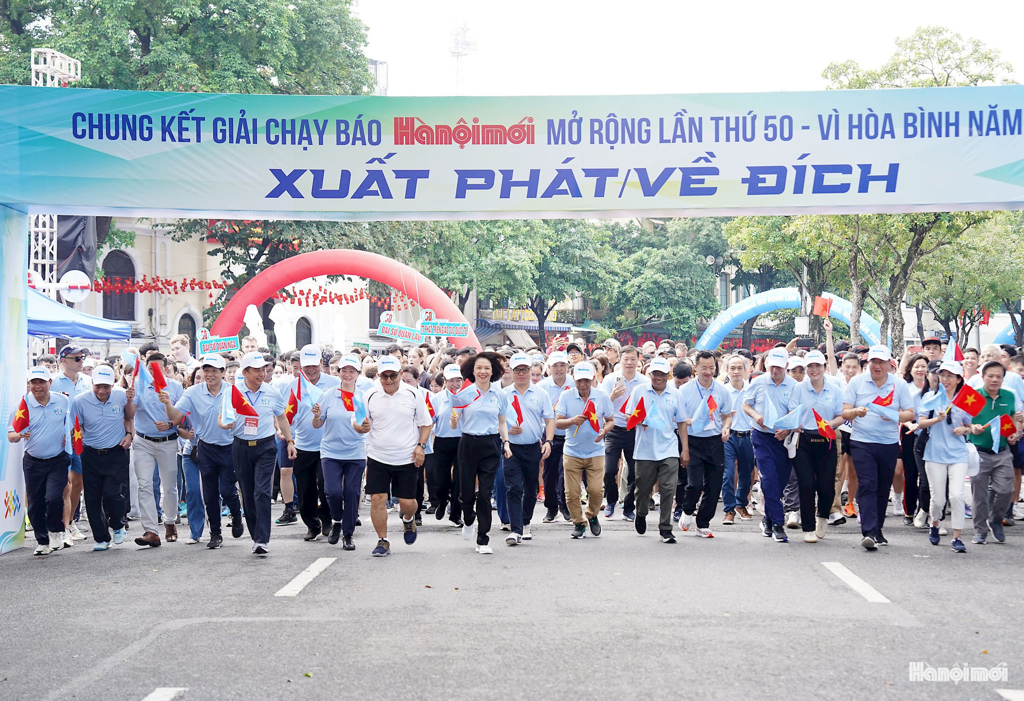 17-giai-chay-hnm.jpg