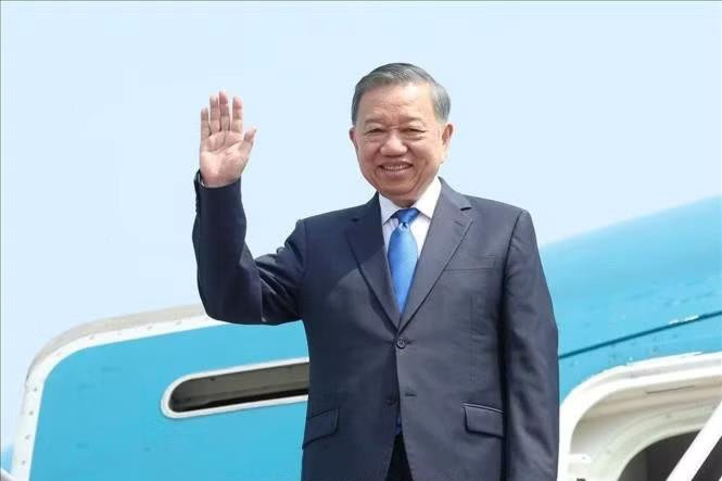 Tổng Bí thư, Chủ tịch nước Tô Lâm lên đường dự Phiên thảo luận cấp cao Đại hội đồng Liên hợp quốc và thăm cấp Nhà nước tới Canada