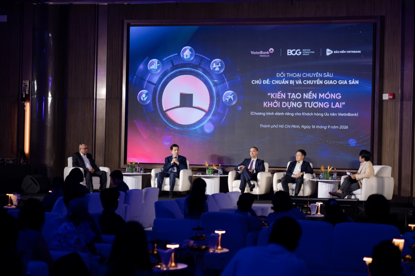 VietinBank đồng hành cùng khách hàng qua các thế hệ