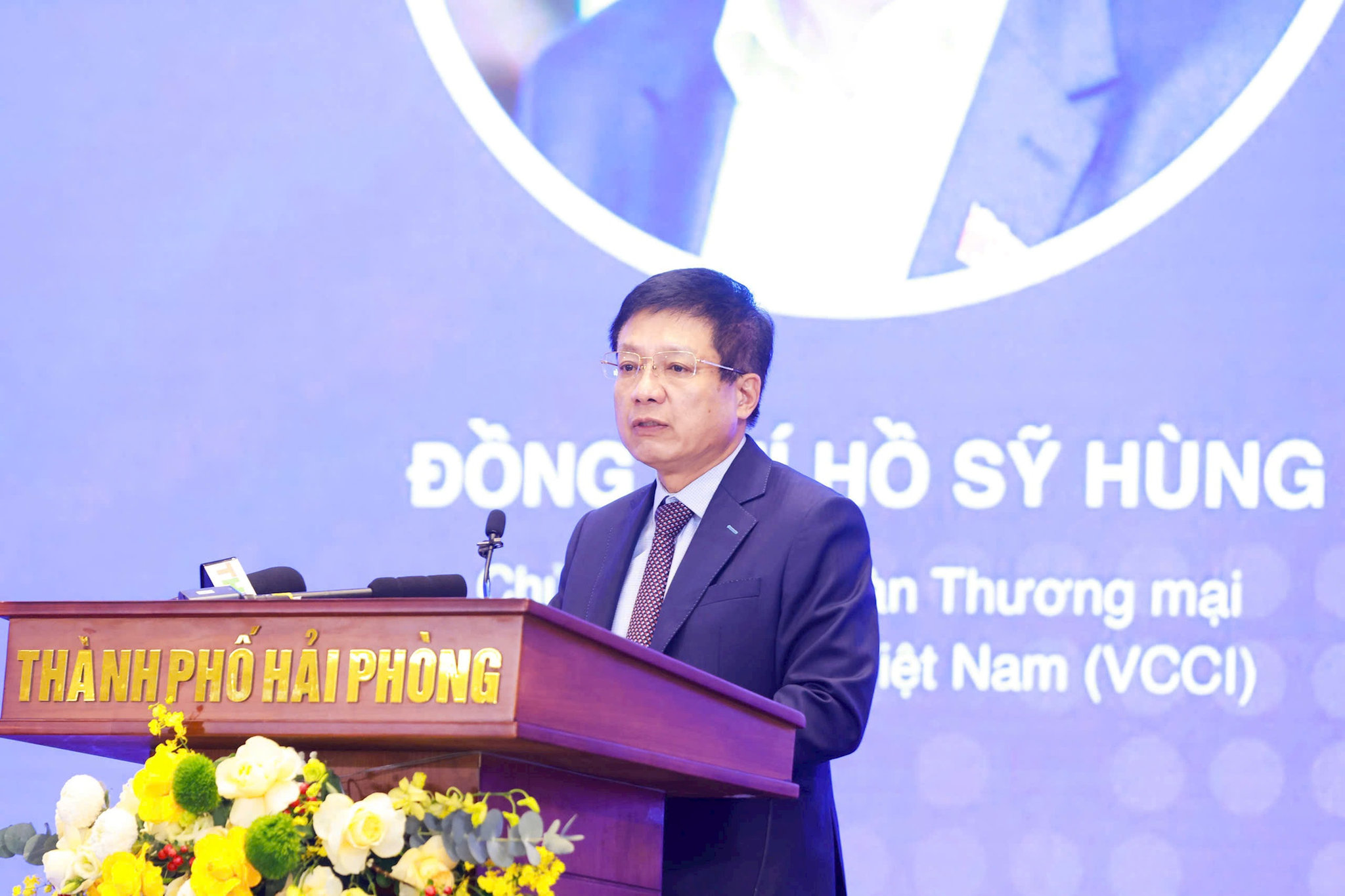 ong-ho-sy-hung-chu-tich-vcci.-anh-khac-kien.jpg
