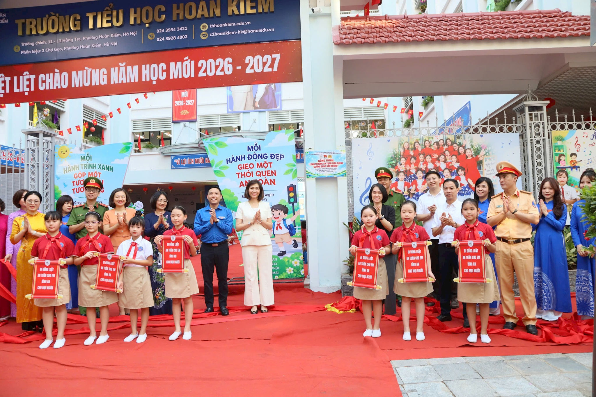 2aobor079shv1eaxtipkdjvplt0xslg6nr8dxm52.jpg
