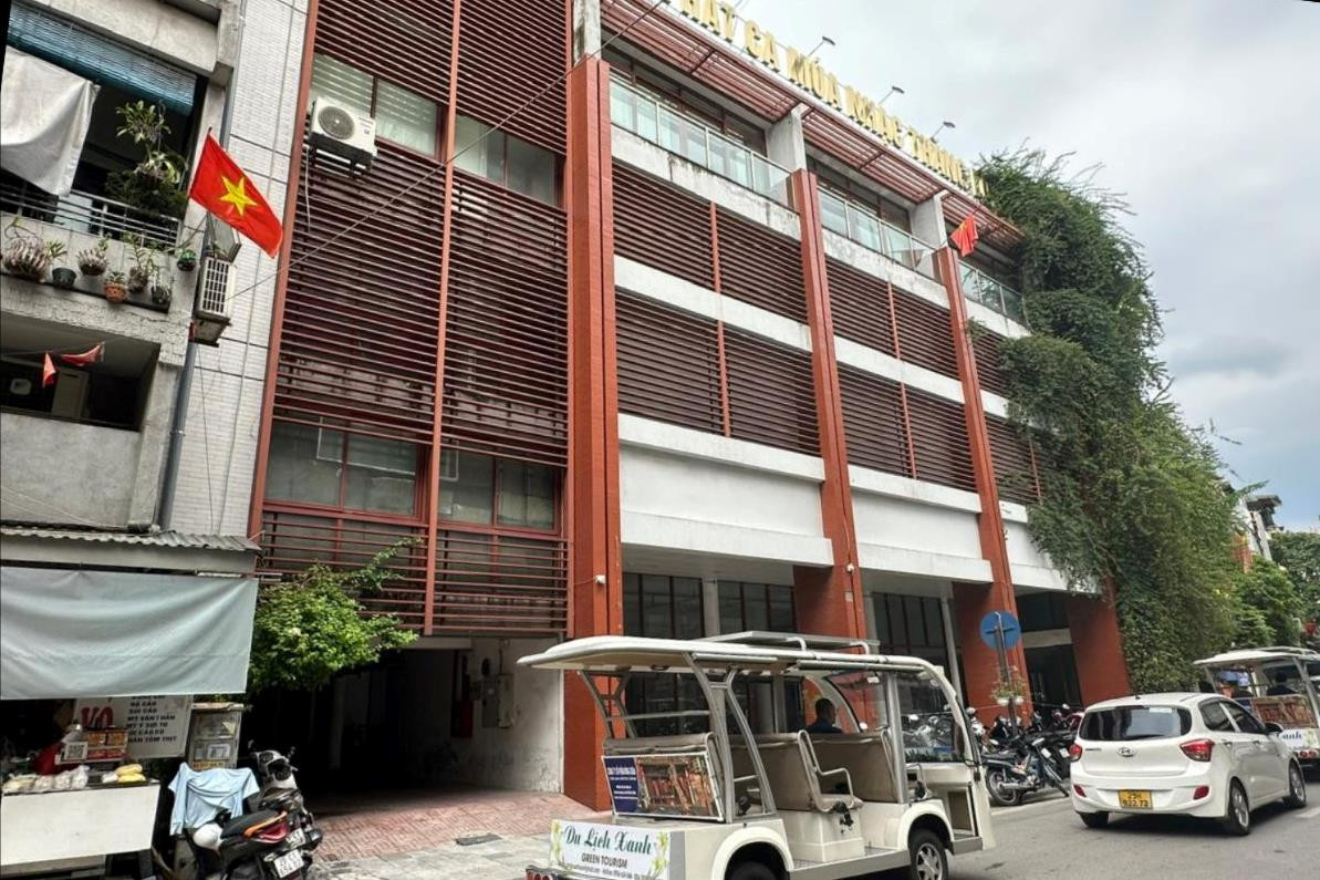 nha-hat-ca-mua-nhac-thang-long-co-khoang-100-cho-ngoi(1).jpg
