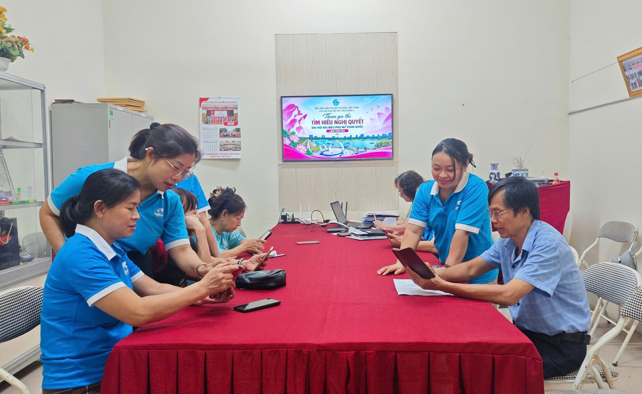phu-nu-viet-hung-4.jpg