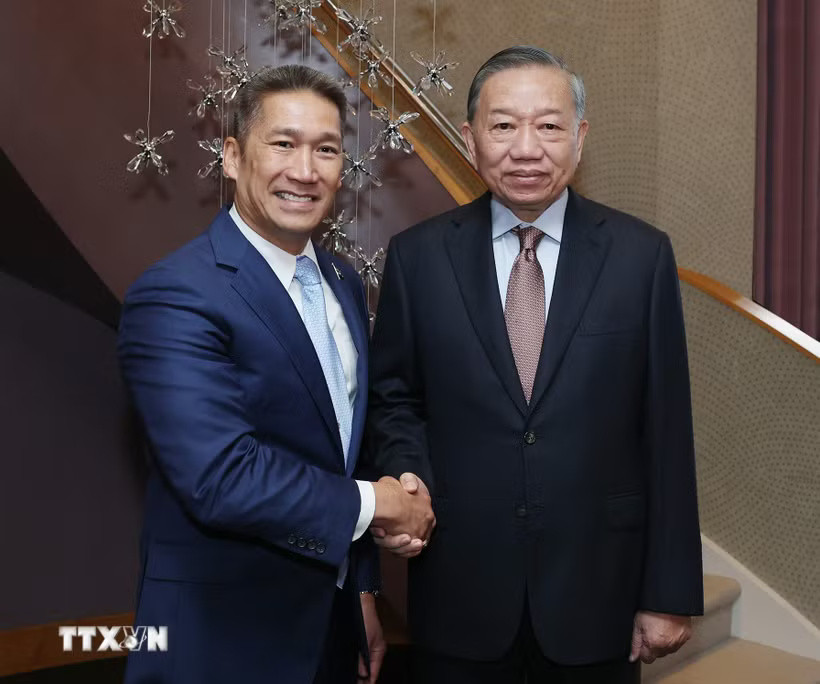 jdwlk_p2b13orqgznjwspa3xktnganl9g-_ttxvn_tong-bi-thu-chu-tich-nuoc-to-lam-tiep-quyen-bo-truong-hai-quan-hoa-ky-2209.jpg