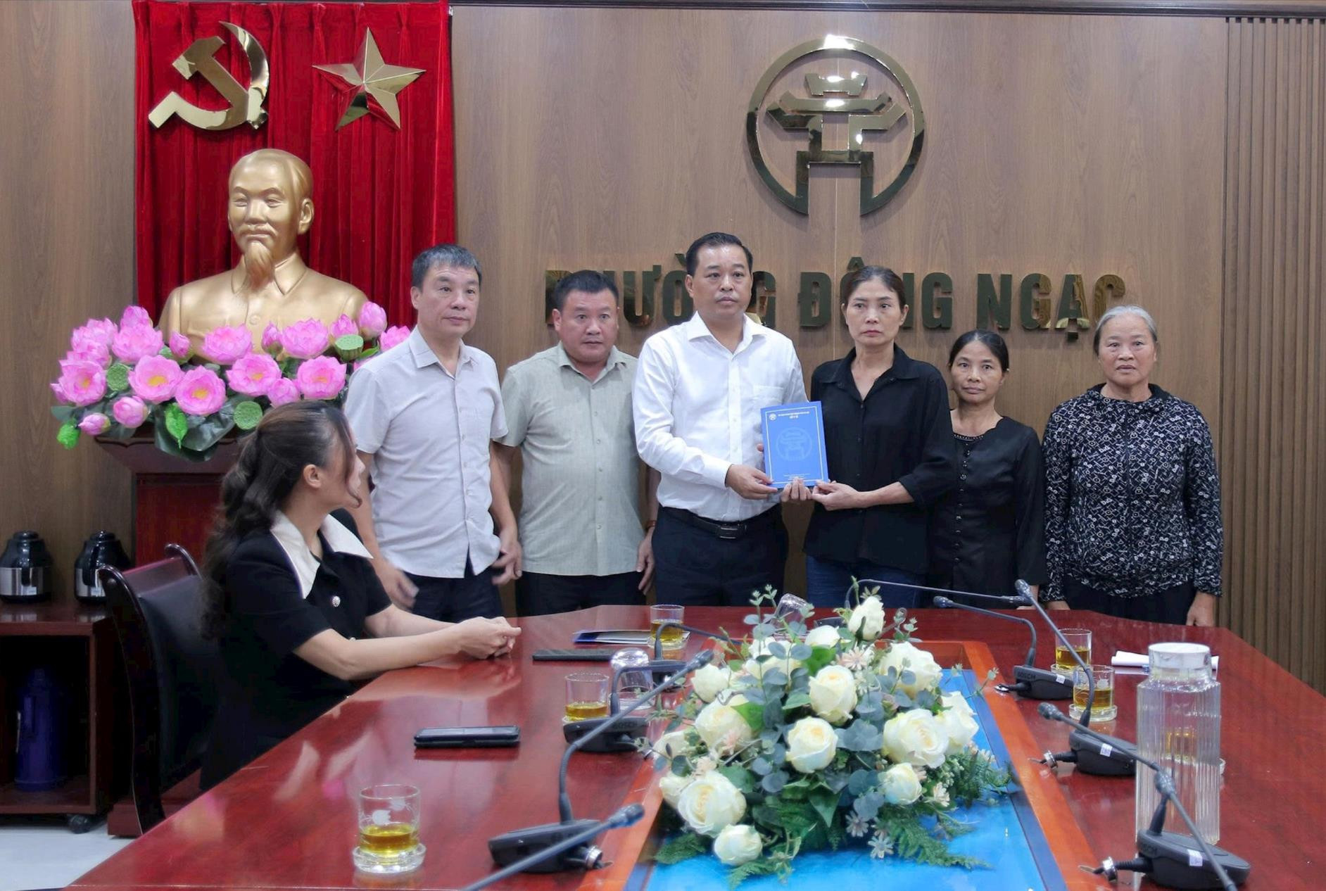 23-9-ong-phong-1.jpg
