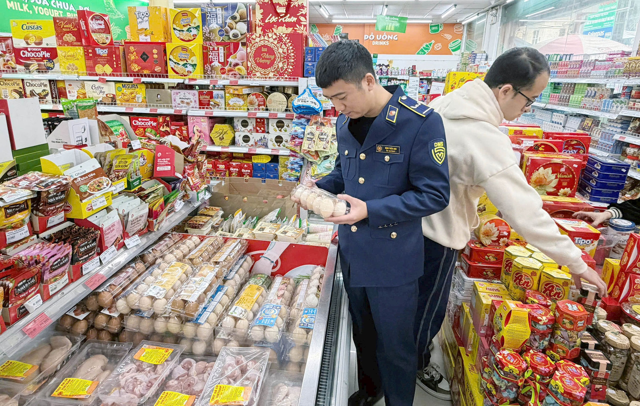 Hà Nội xử lý 1.181 vụ buôn lậu, gian lận thương mại và hàng giả