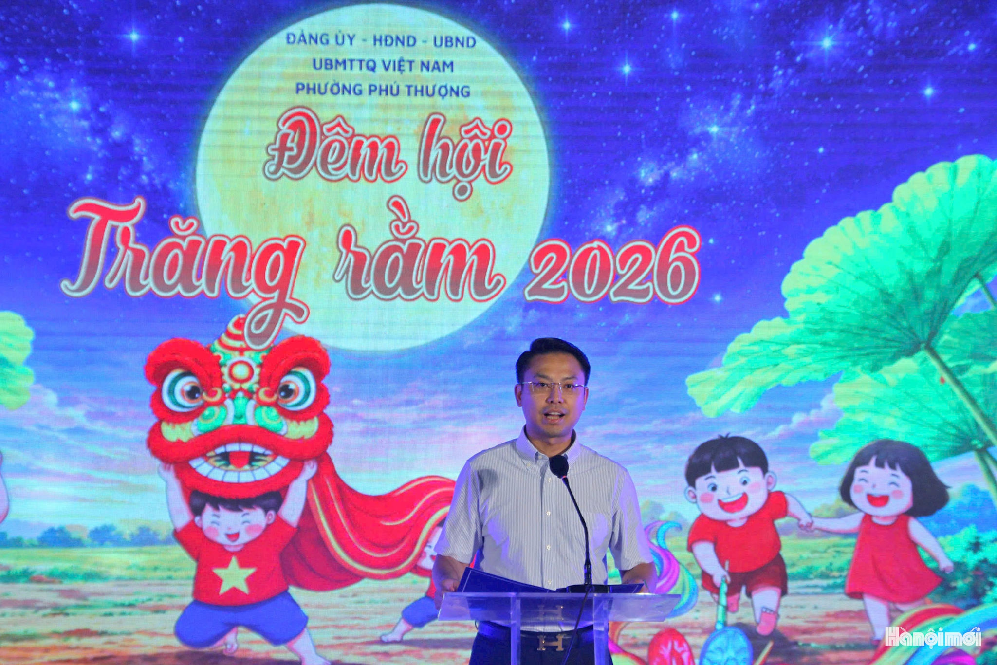 Phát biểu khai mạc, Phó Chủ tịch UBND phường Phú Thượng Bùi Thế Cường khẳng định Trung thu là dịp để gia đình và toàn xã hội dành sự quan tâm, yêu thương, chăm lo tốt hơn cho trẻ em; đồng thời nhấn mạnh mục tiêu để trẻ em được lớn lên trong môi trường hạnh phúc, an toàn và lành mạnh.