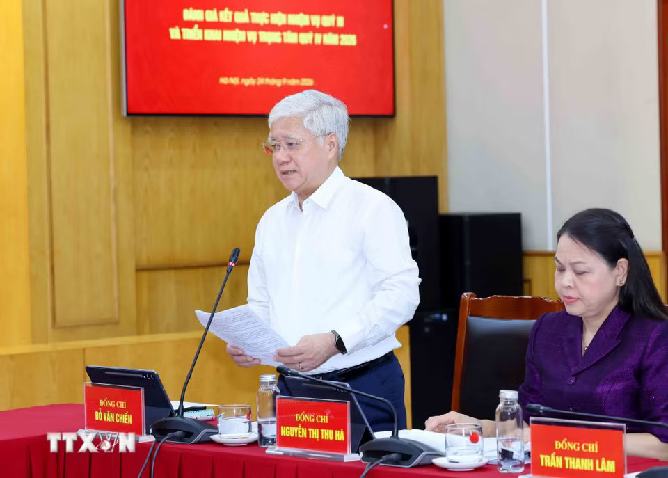 Đồng chí Đỗ Văn Chiến, Ủy viên Bộ Chính trị, Phó Bí thư Thường trực Đảng ủy Quốc hội, Phó Chủ tịch Thường trực Quốc hội phát biểu tại phiên họp. (Ảnh: Phương Hoa/TTXVN)