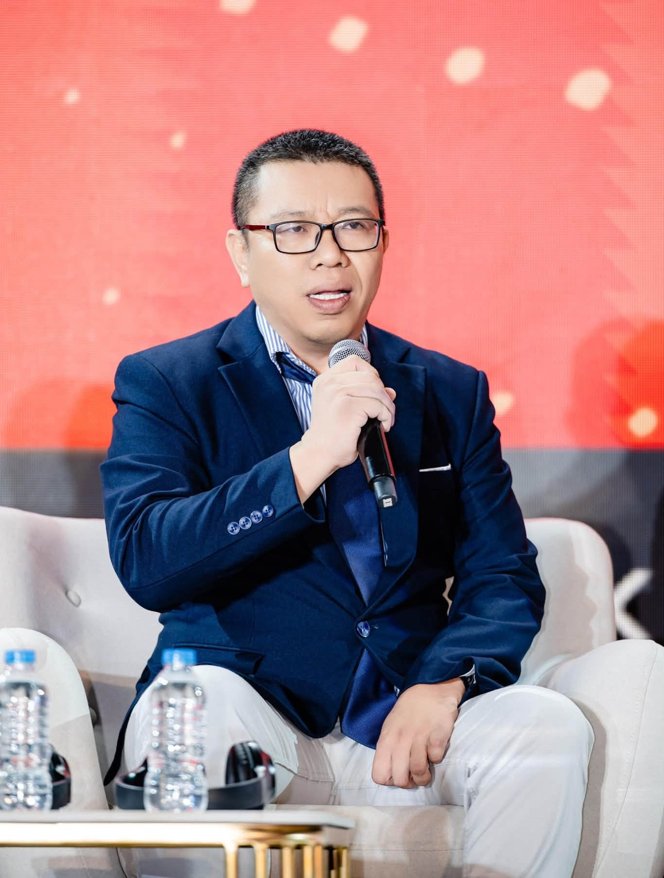 og-huy-1.jpg