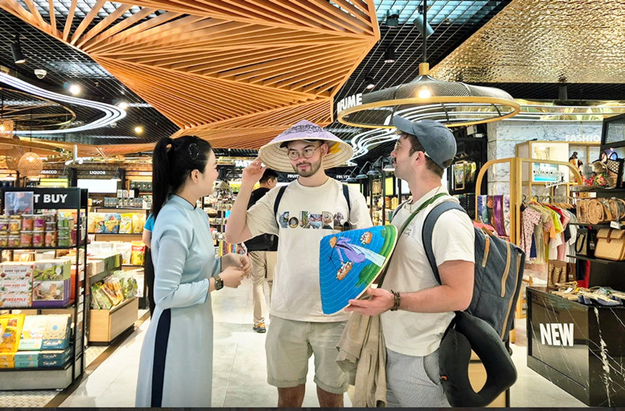 https://hnm.1cdn.vn/2026/09/25/31c3a9ba16/13-dulich.jpg