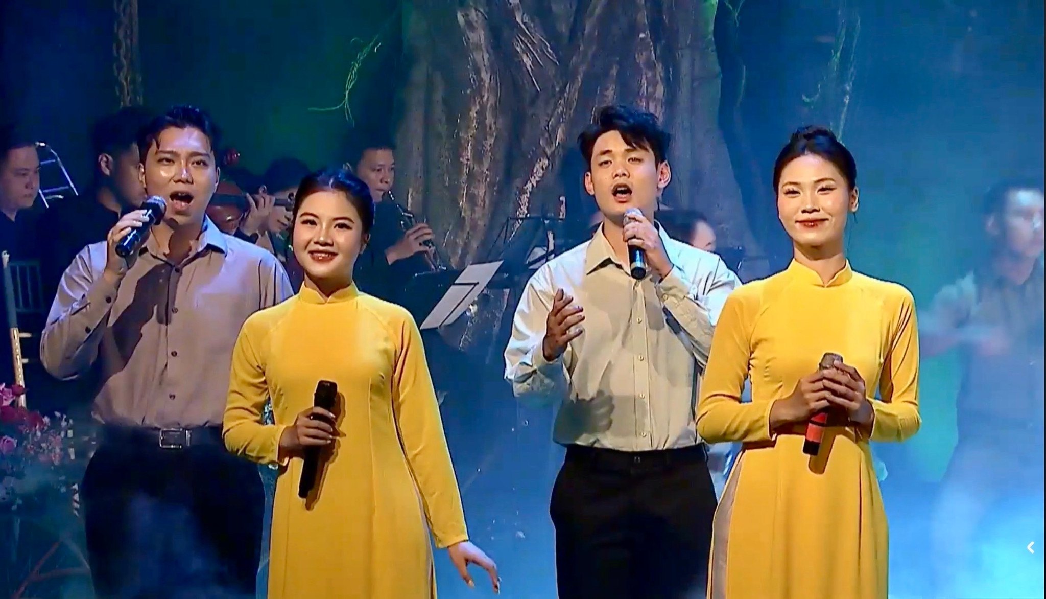 chuong-trinh-dong-thoi-gian-1.jpg