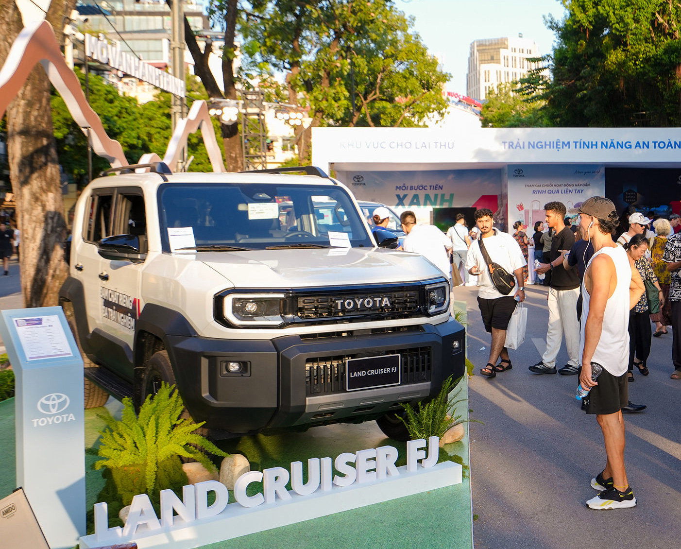 trainghiemlaixe.jpg