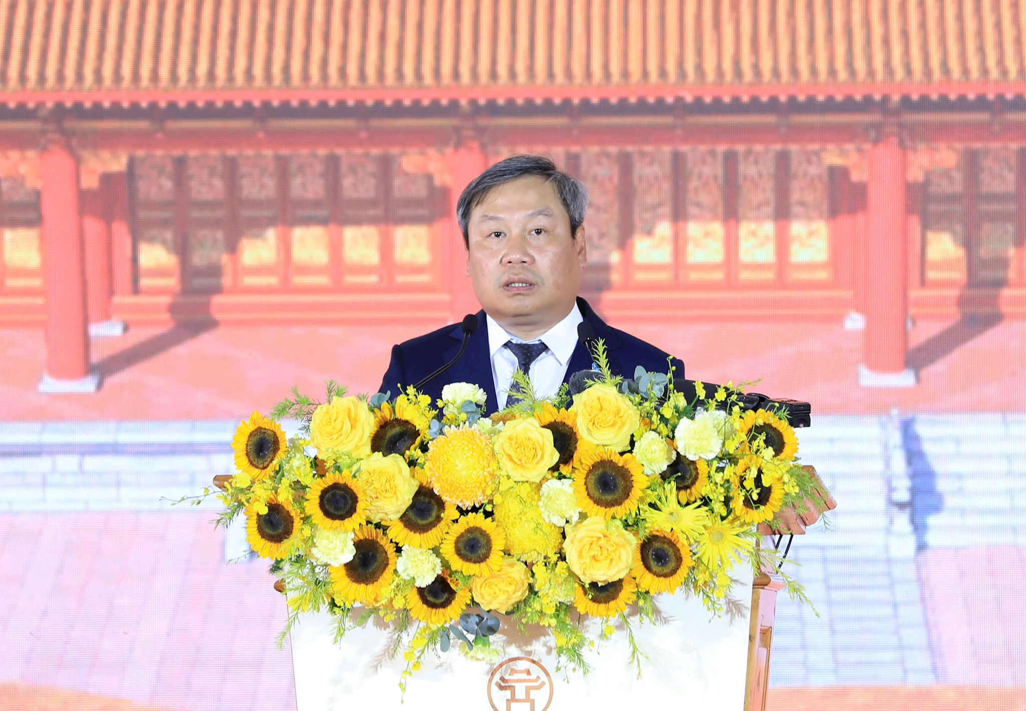 hoang-thanh-6.jpg