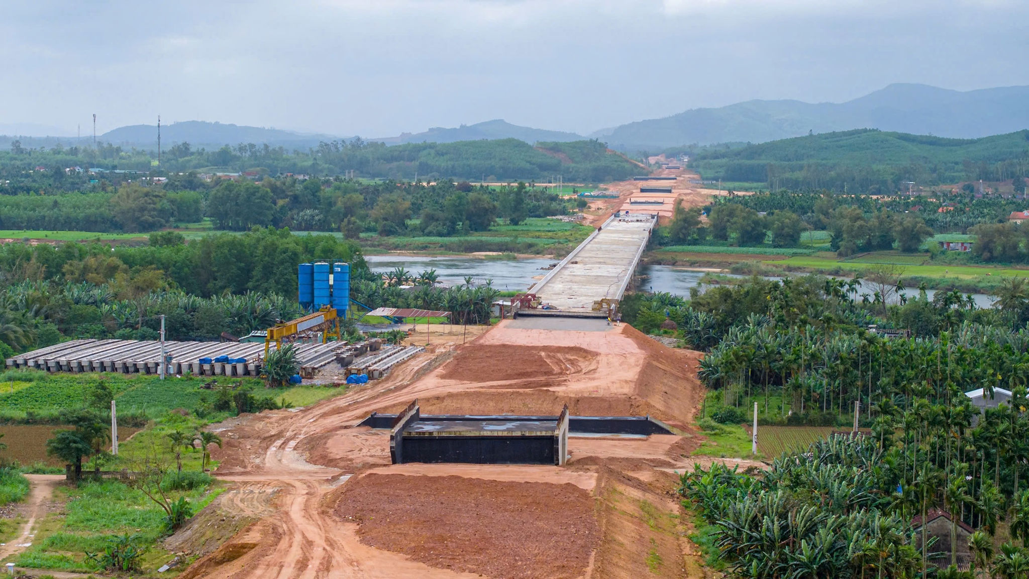 cao-toc-quang-ngai-hoai-nhon-anh-le-duc.jpg