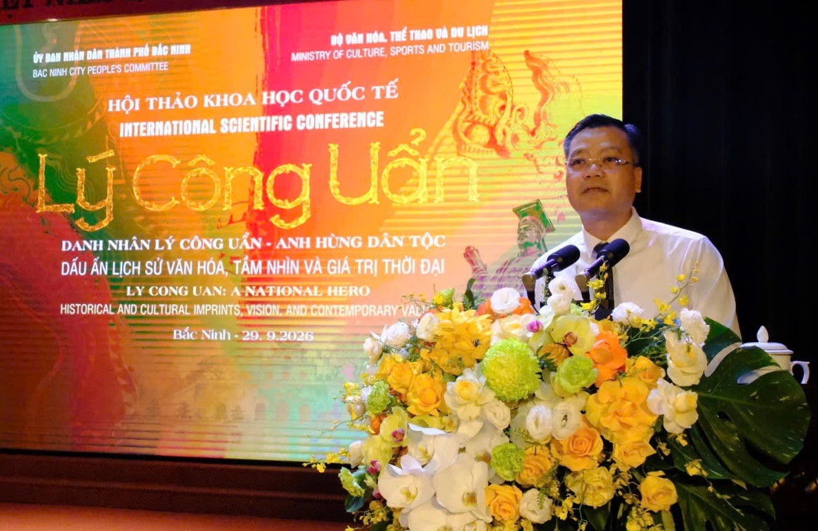 ly-cong-uan-y-kien.jpg