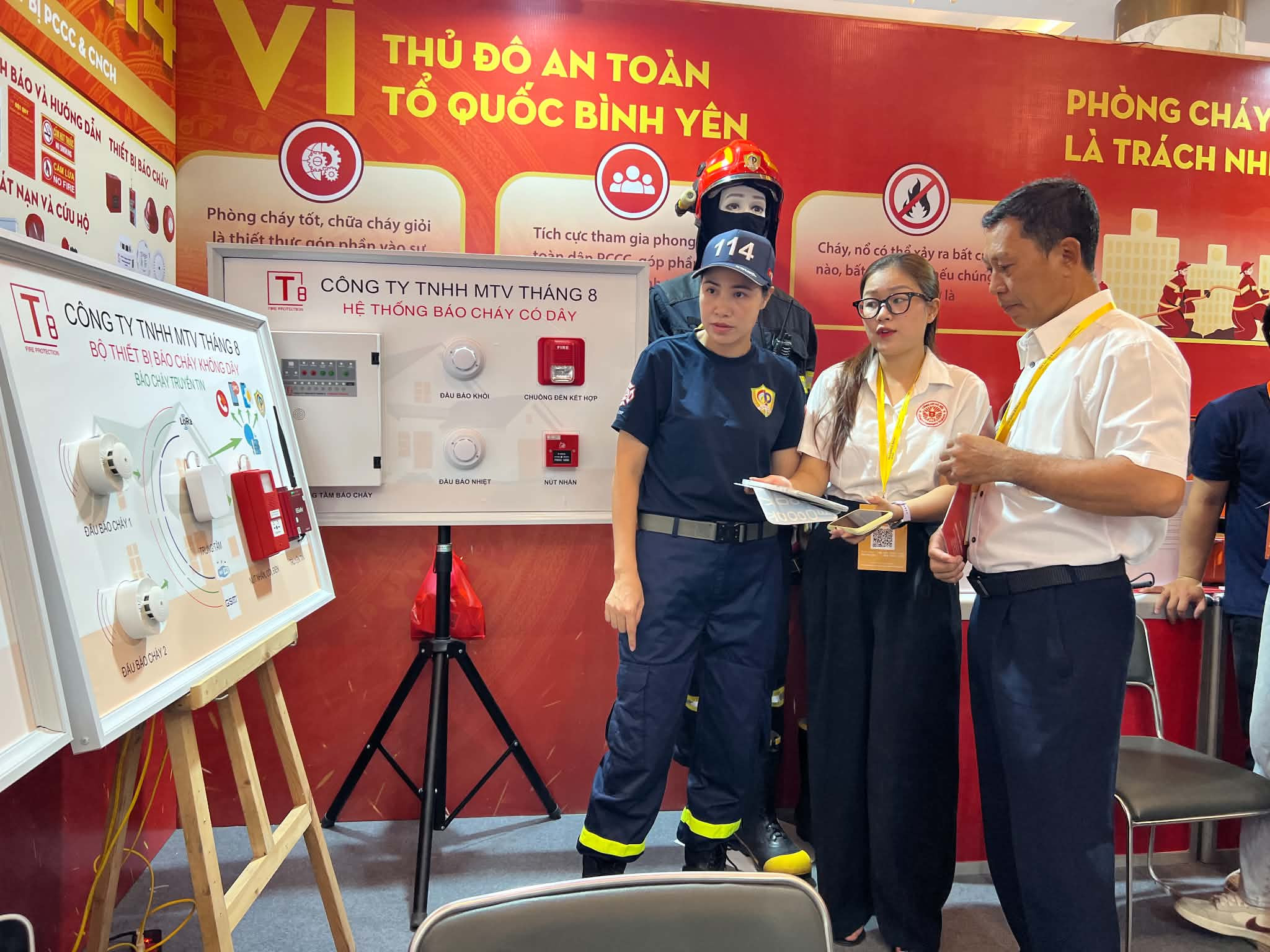 4d773116-74e1-4565-9e56-5b5d9aeda3dd.jpg