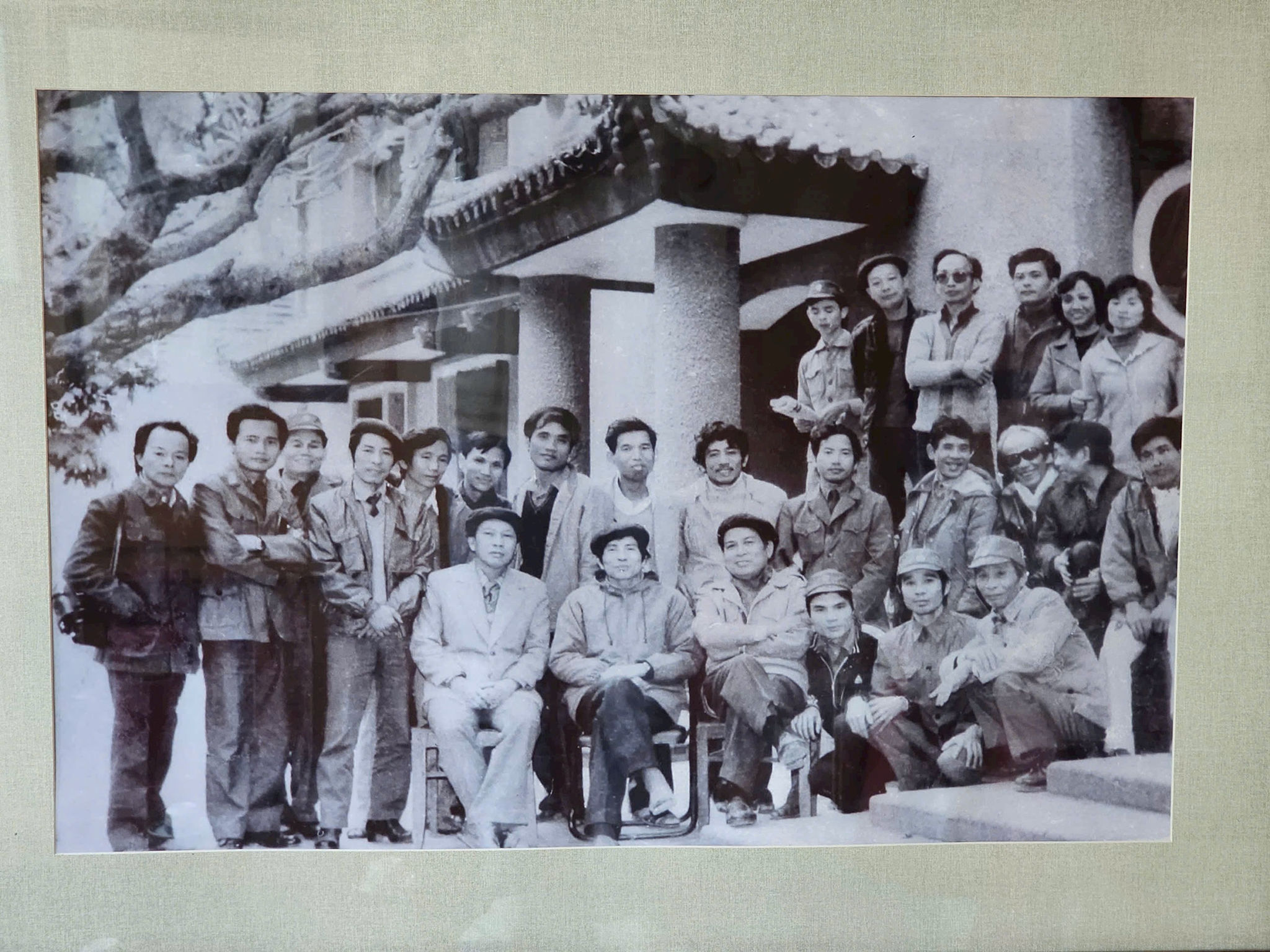 cac-the-he-nha-van-cua-tap-chi-van-nghe-quan-doi-1.jpg