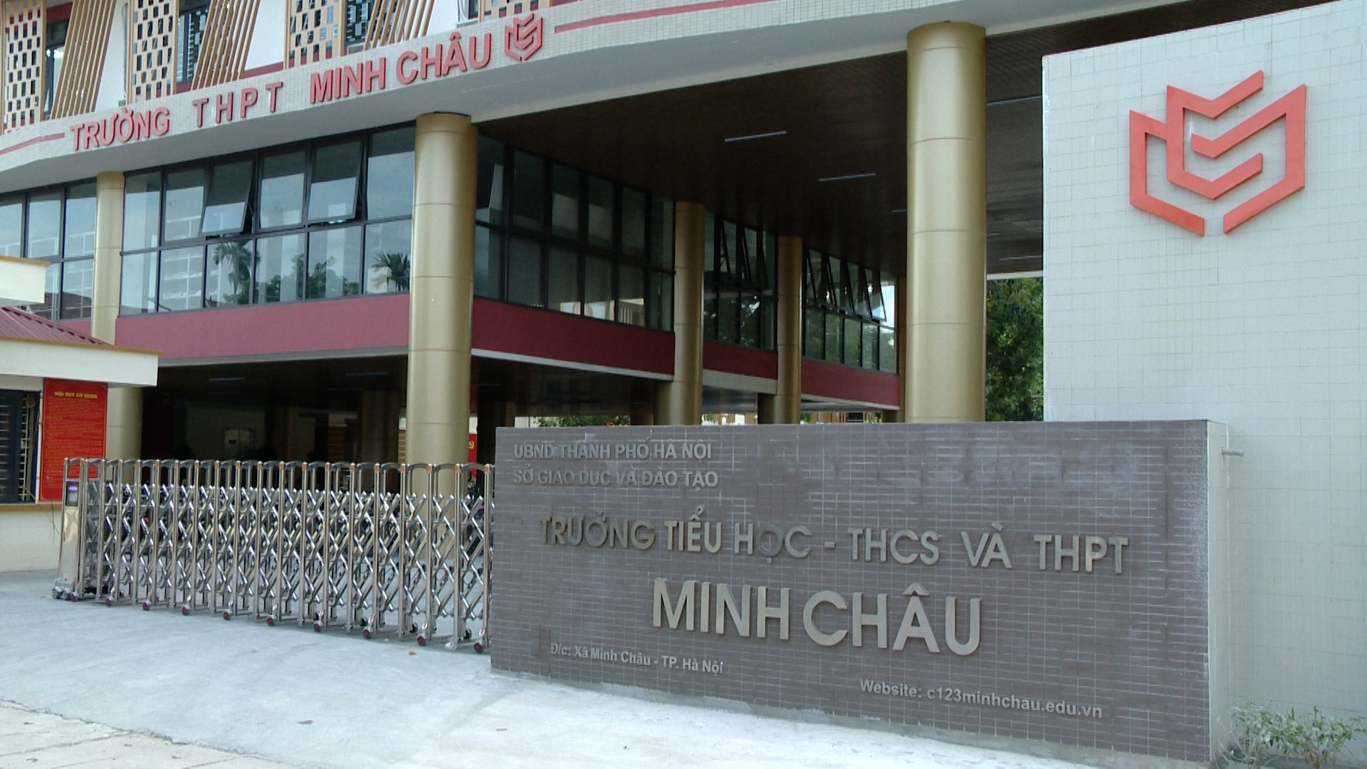 Trường Tiểu học, THCS và THPT Minh Châu khang trang. Ảnh: PV