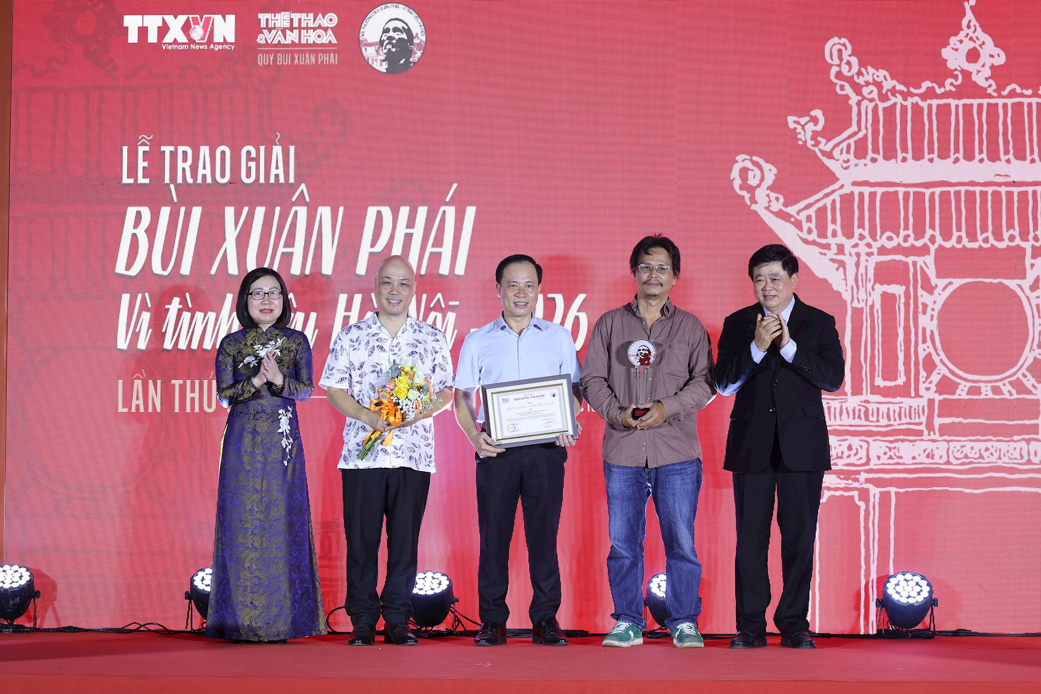 hhkd1378.jpg