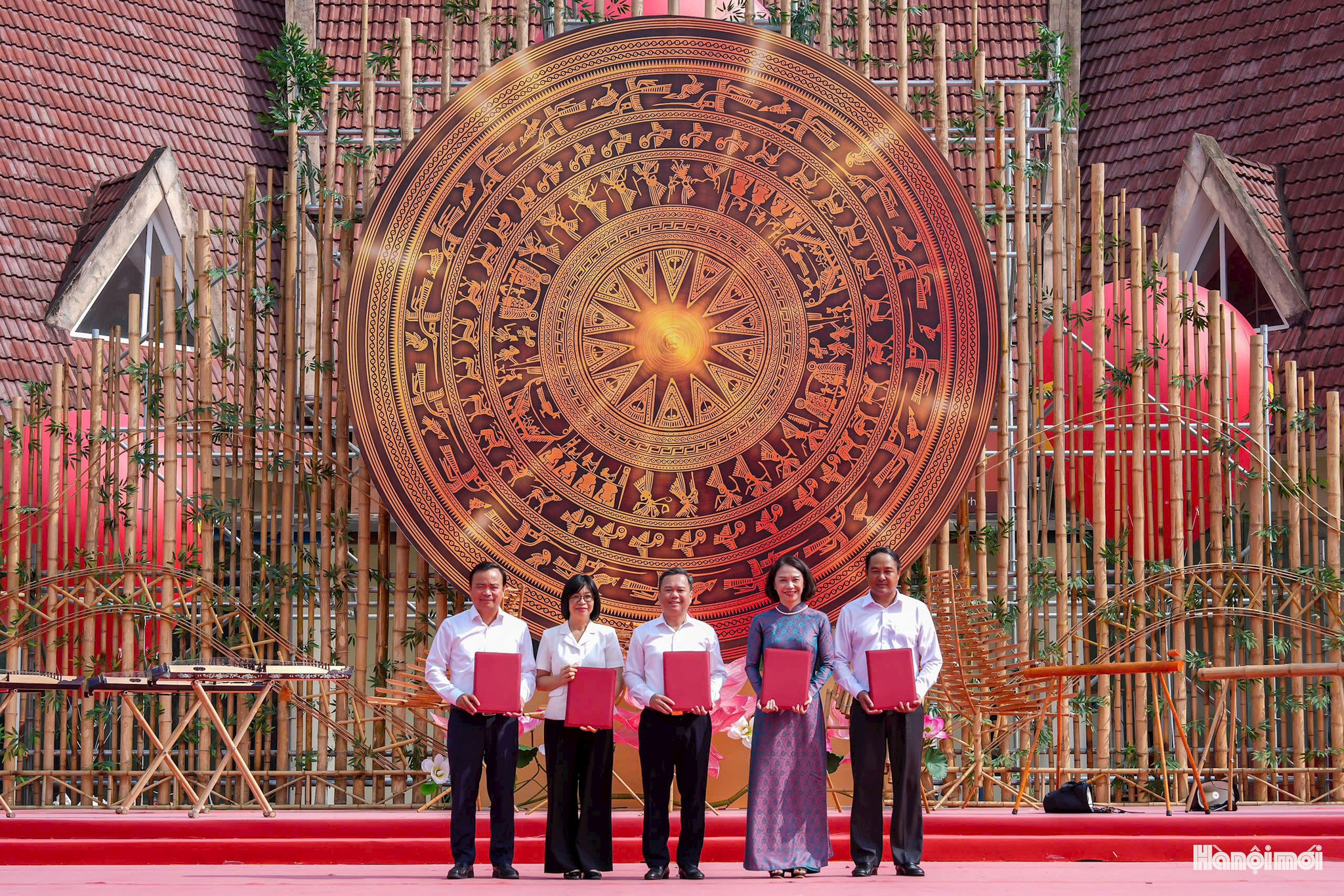 W_ngay-vh14.jpg