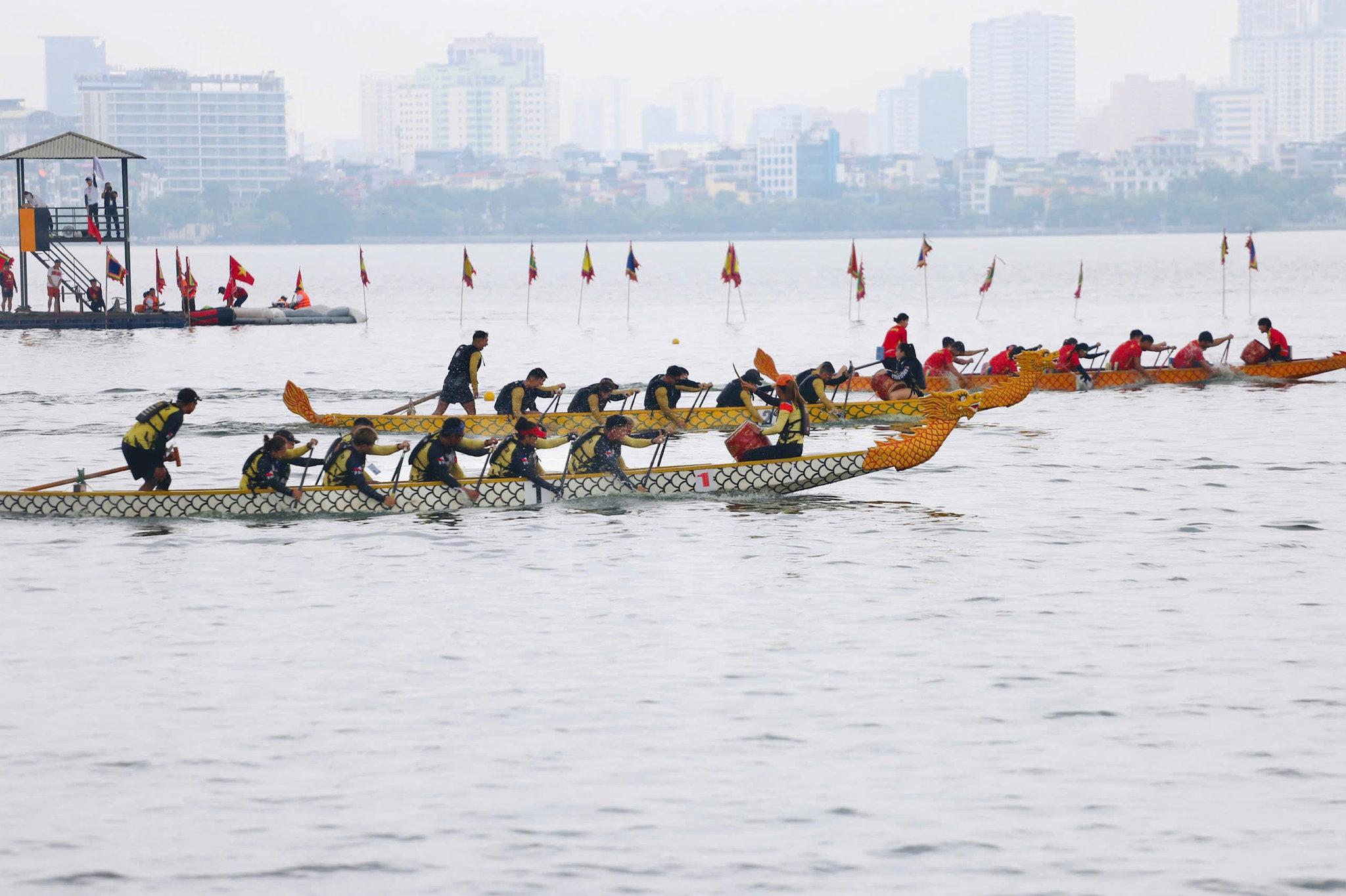 4-dua-thuyen4.jpg