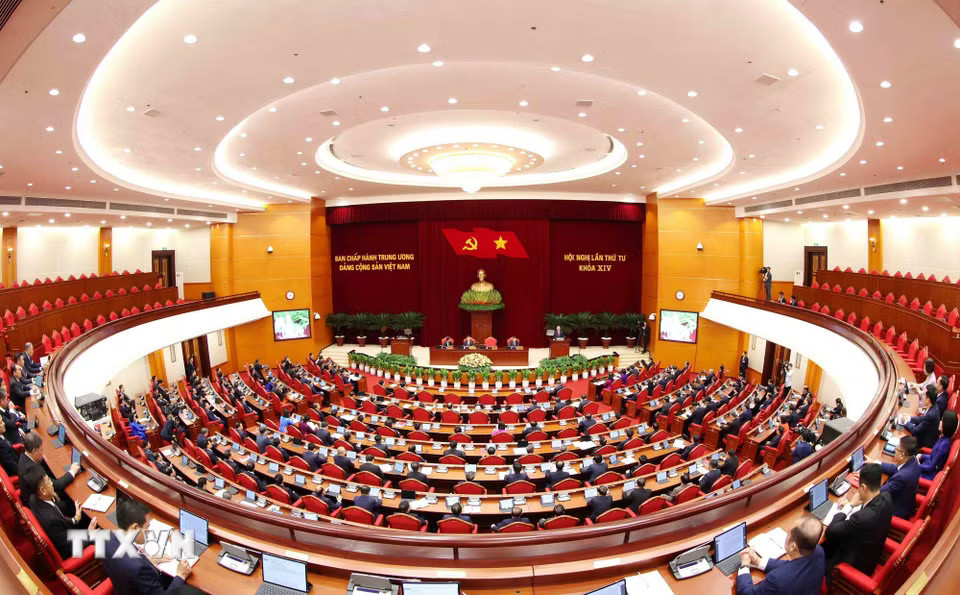 Phiên Khai mạc Hội nghị lần thứ tư Ban Chấp hành Trung ương Đảng khóa XIV. (Ảnh: Phương Hoa/TTXVN)