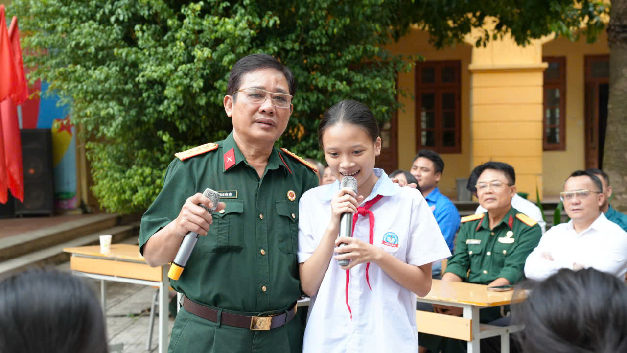 tim-hieu-lich-su-llvt-1-.jpg