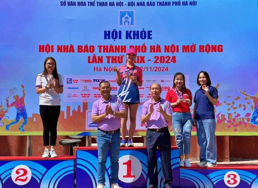 hoi-khoe.jpeg