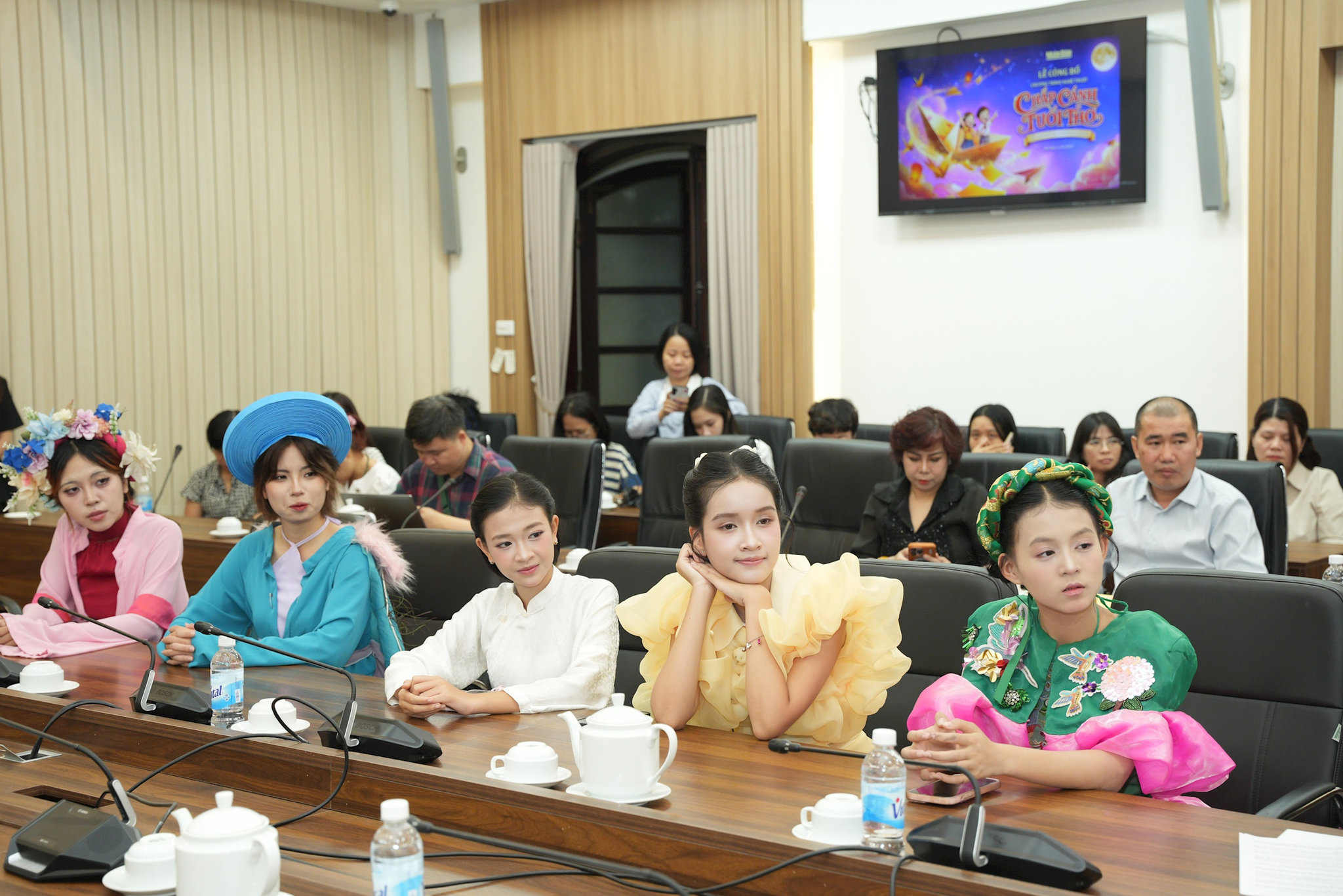 child-artists-participate-in-the-program.jpg