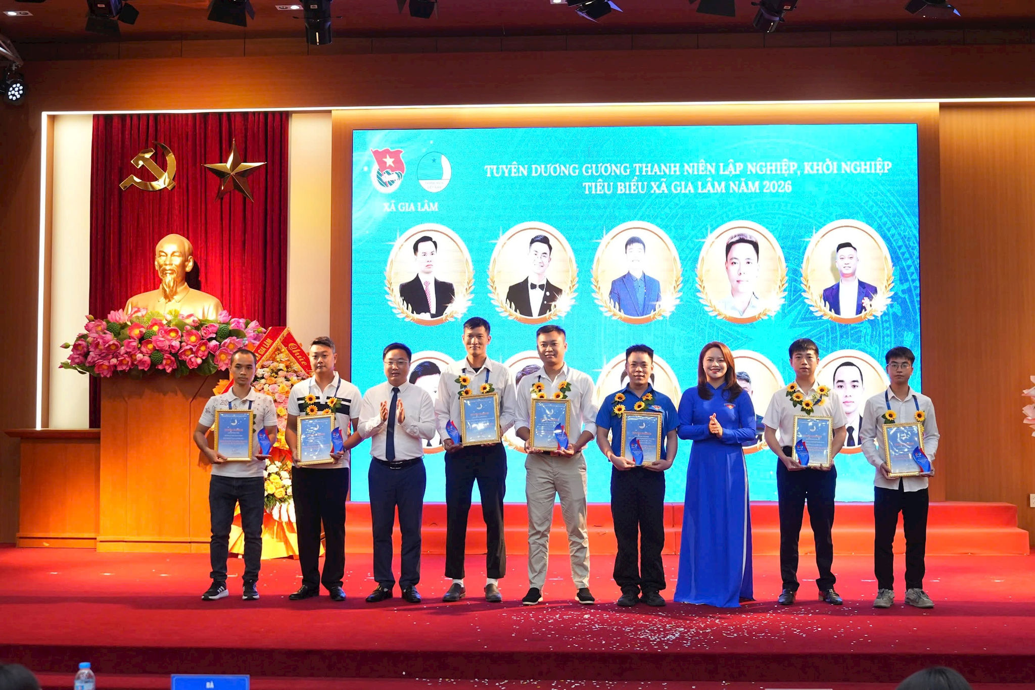 Biểu dương thanh niên lập nghiệp, khởi nghiệp tiêu biêu biểu xã Gia Lâm năm 2026. Ảnh: Phạm Diệp