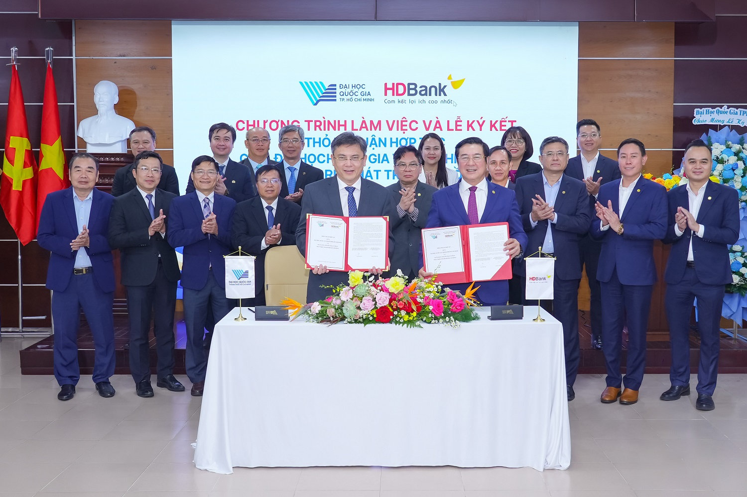 8-10-hdbank.jpg