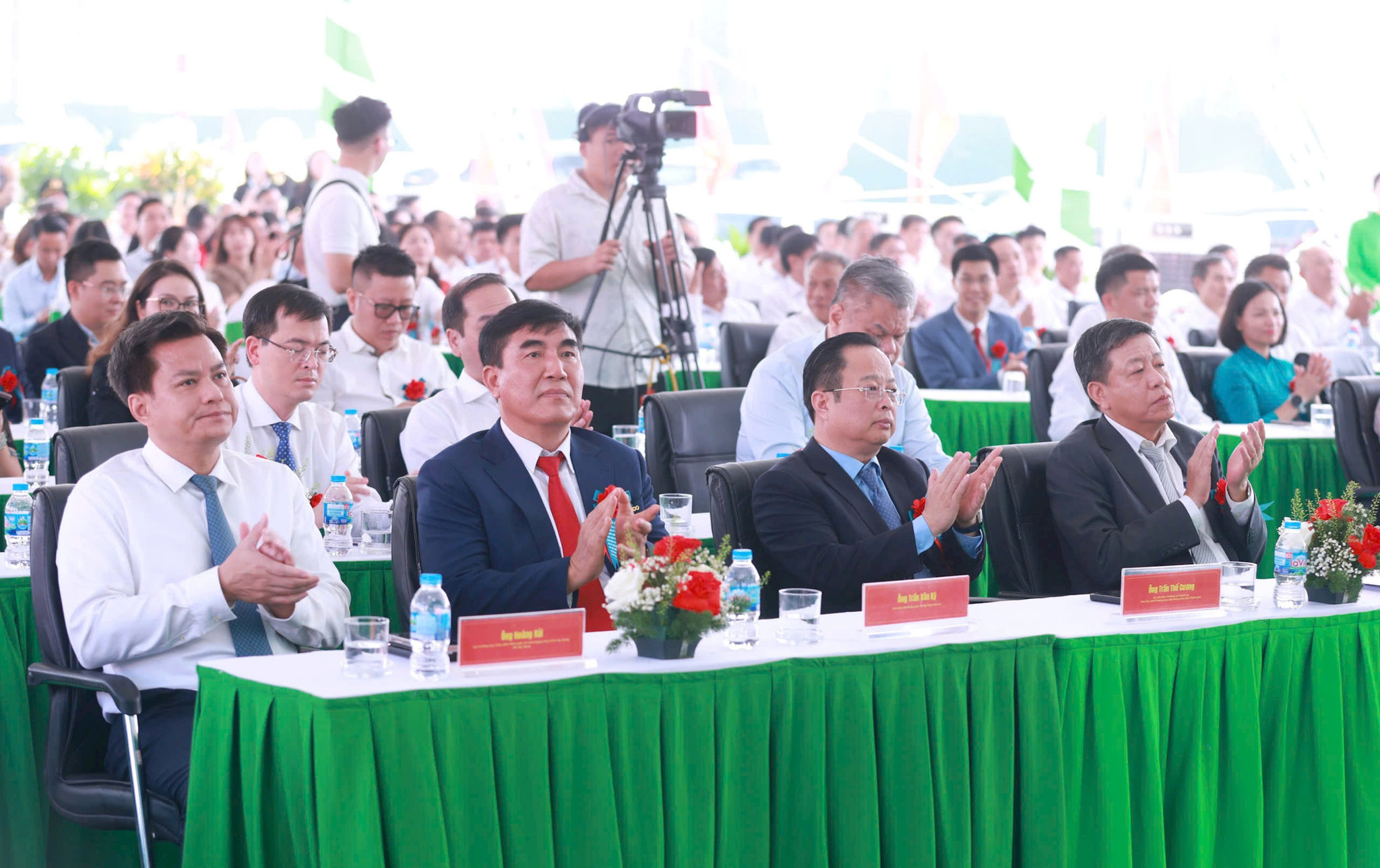 vinh-thanh5.jpg