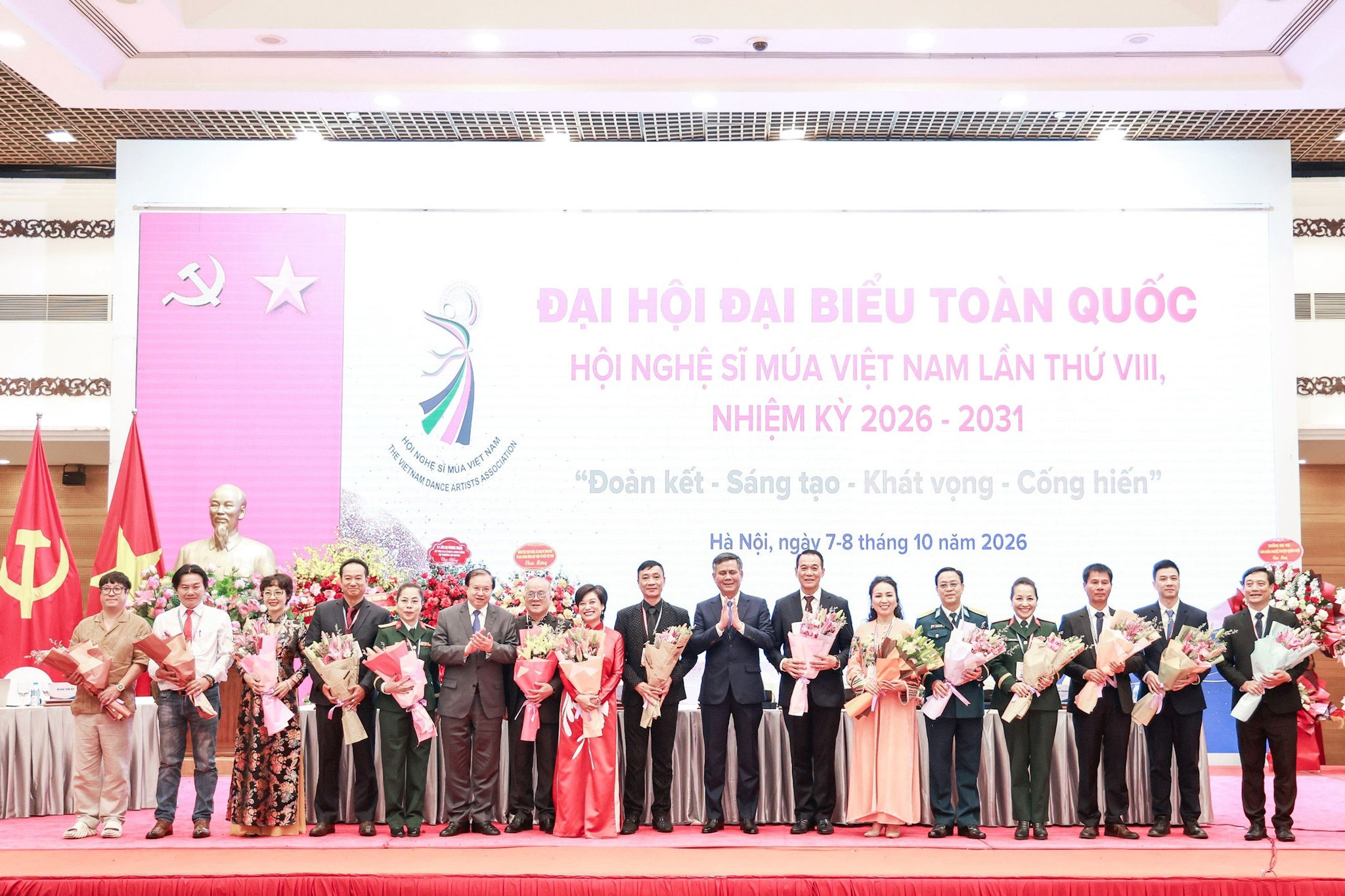 dh-mua-bch.jpg